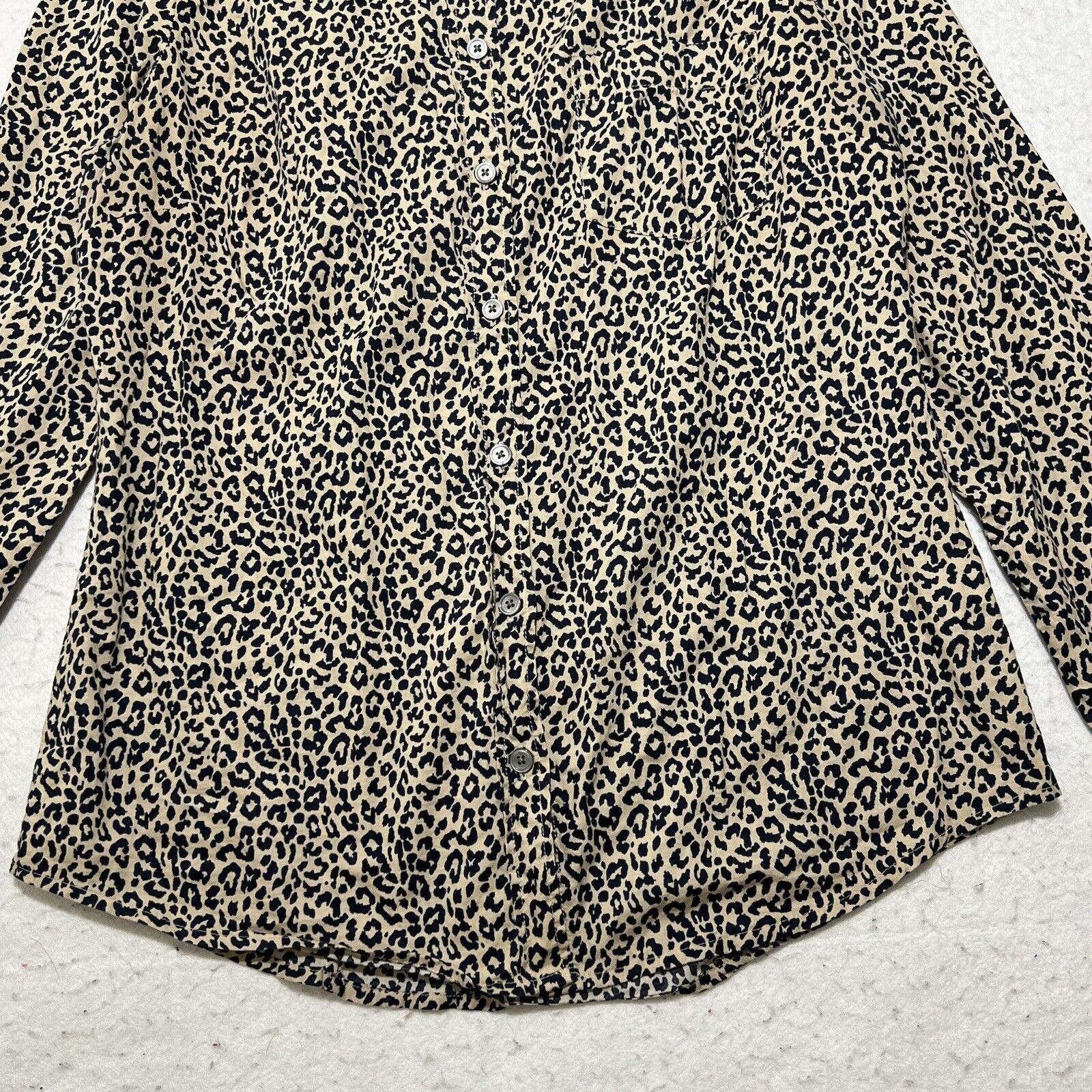 J.Crew J. Crew Button Up Long Sleeve Cheetah Leopard Print Top Size S / US 4 / IT 40 - 5 Thumbnail