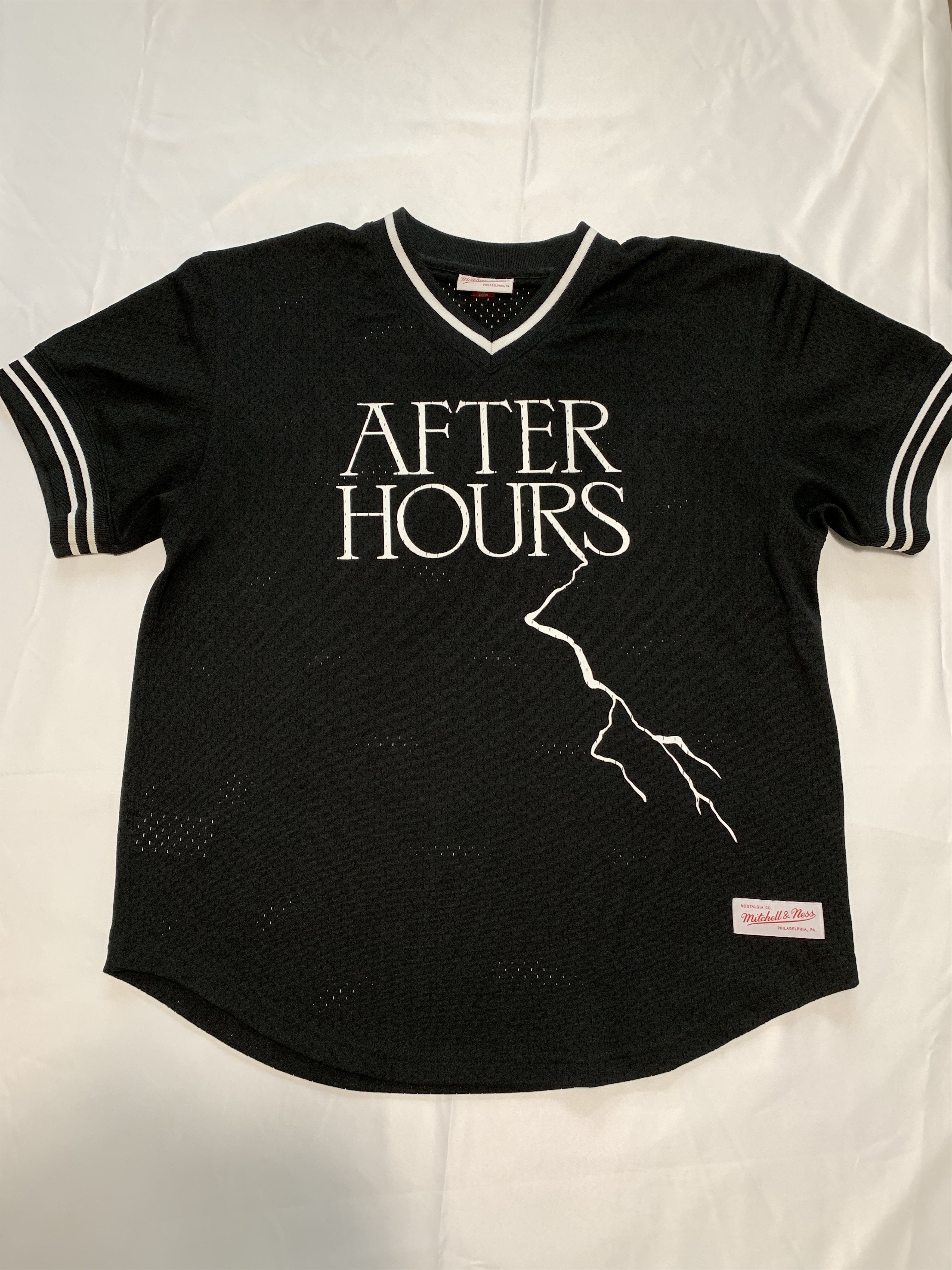 Mitchell & Ness The Weeknd x Mitchell & Ness After Hours Baseball Jersey Size US XL / EU 56 / 4 - 6 Thumbnail