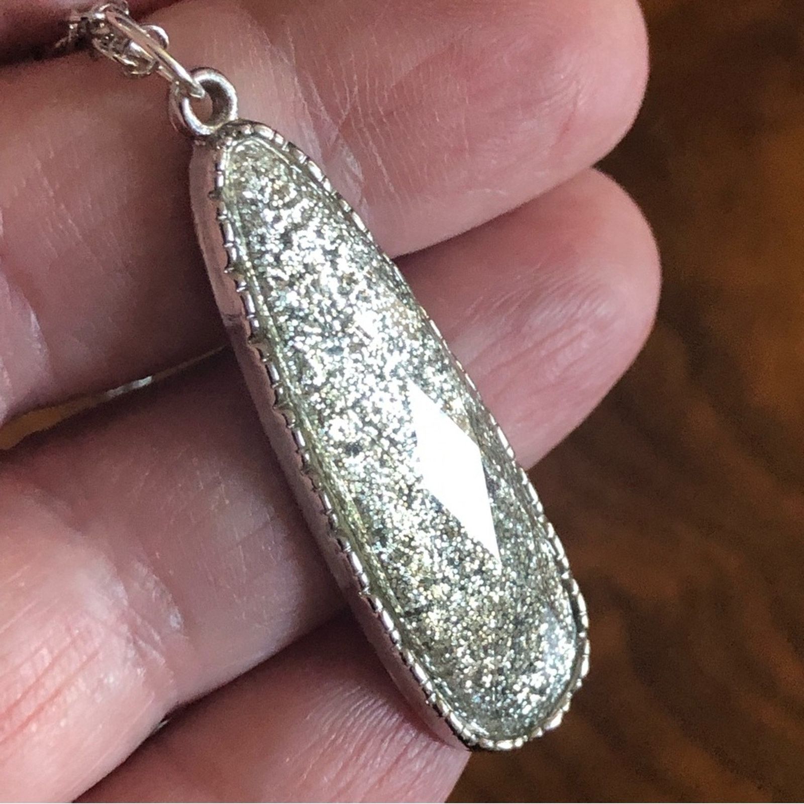 Jewelry Elegant long raindrop silver sparkle faceted gem on chain Size ONE SIZE - 10 Thumbnail