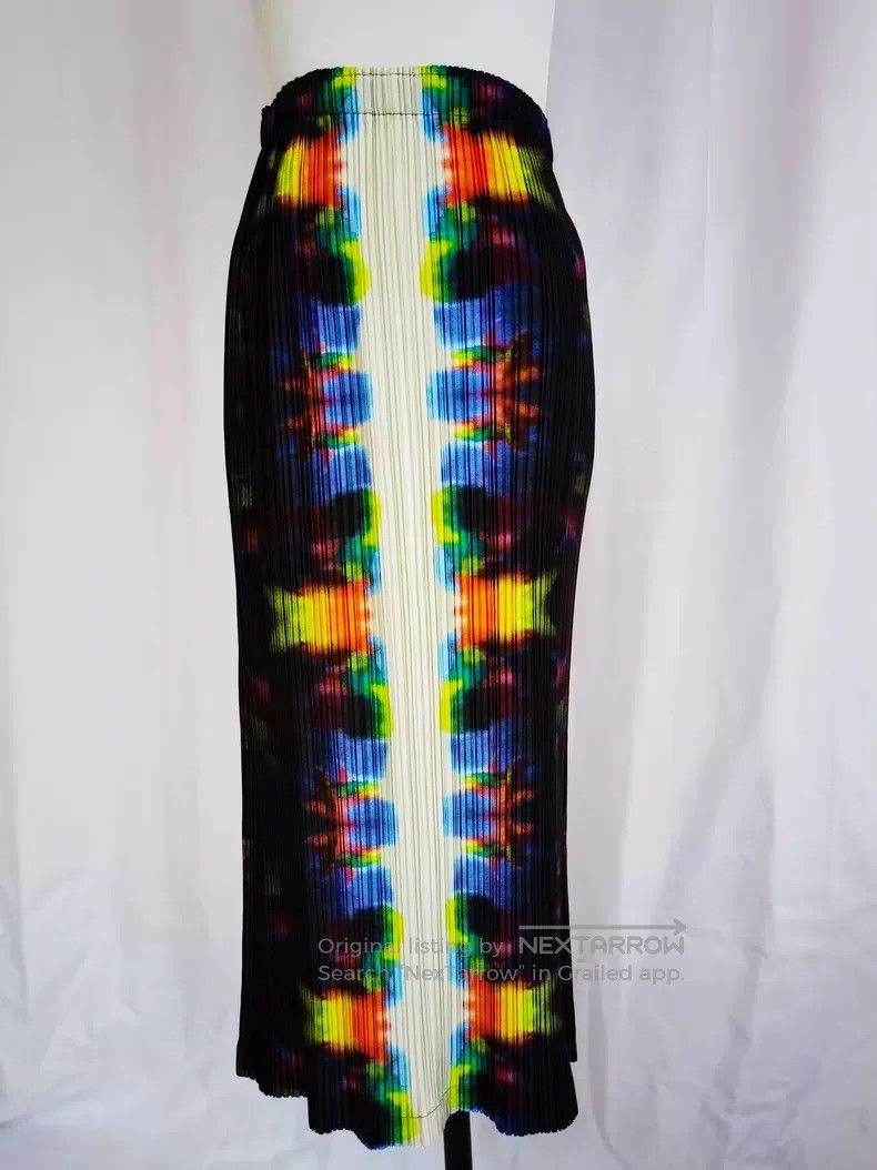 Issey Miyake Issey Miyake Aurora Skirt Size 25" / US 0 / IT 36 - 1 Thumbnail