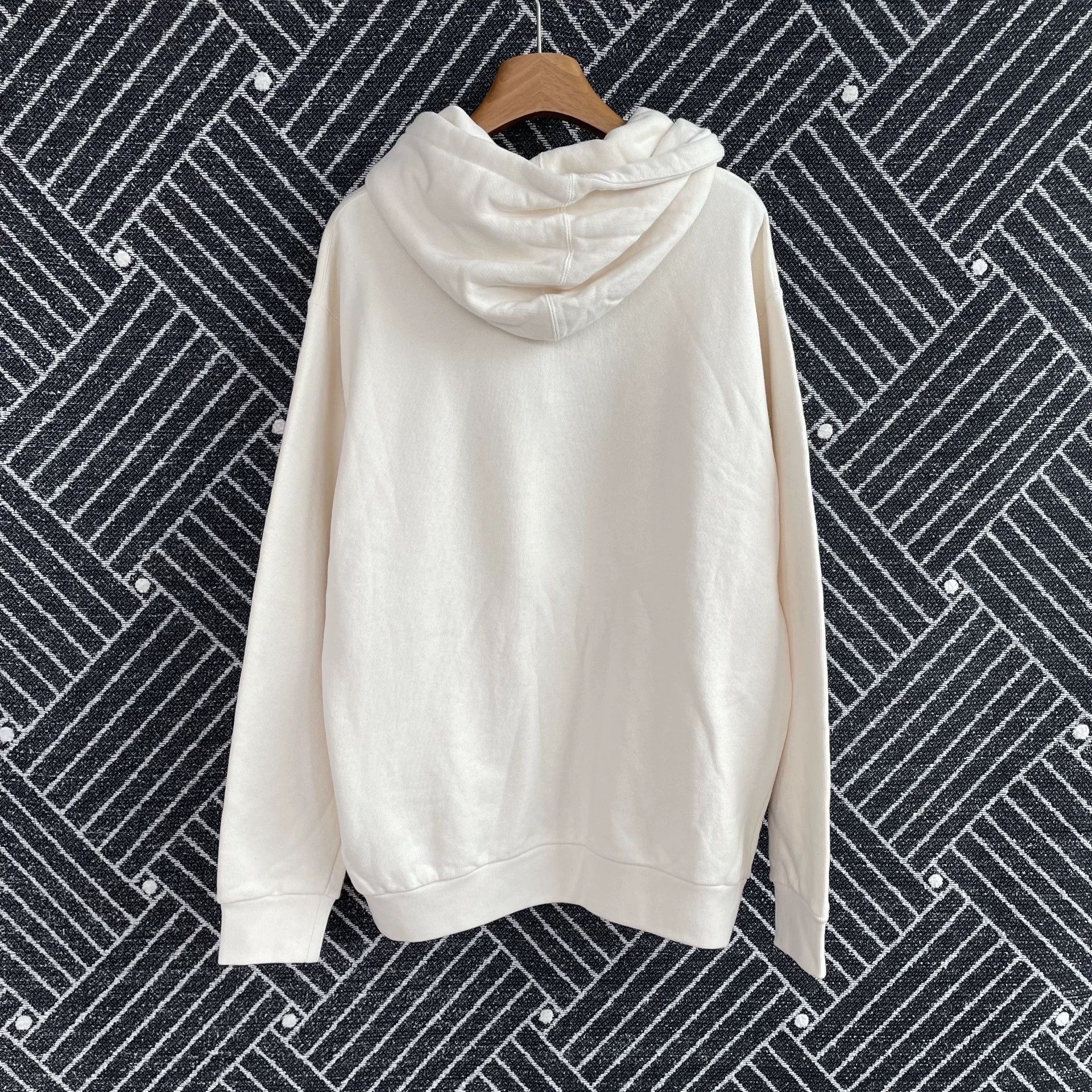 Gucci GUCCI x Disney Mickey Hoodie Women's Cream M Size M / US 6-8 / IT 42-44 - 2 Thumbnail