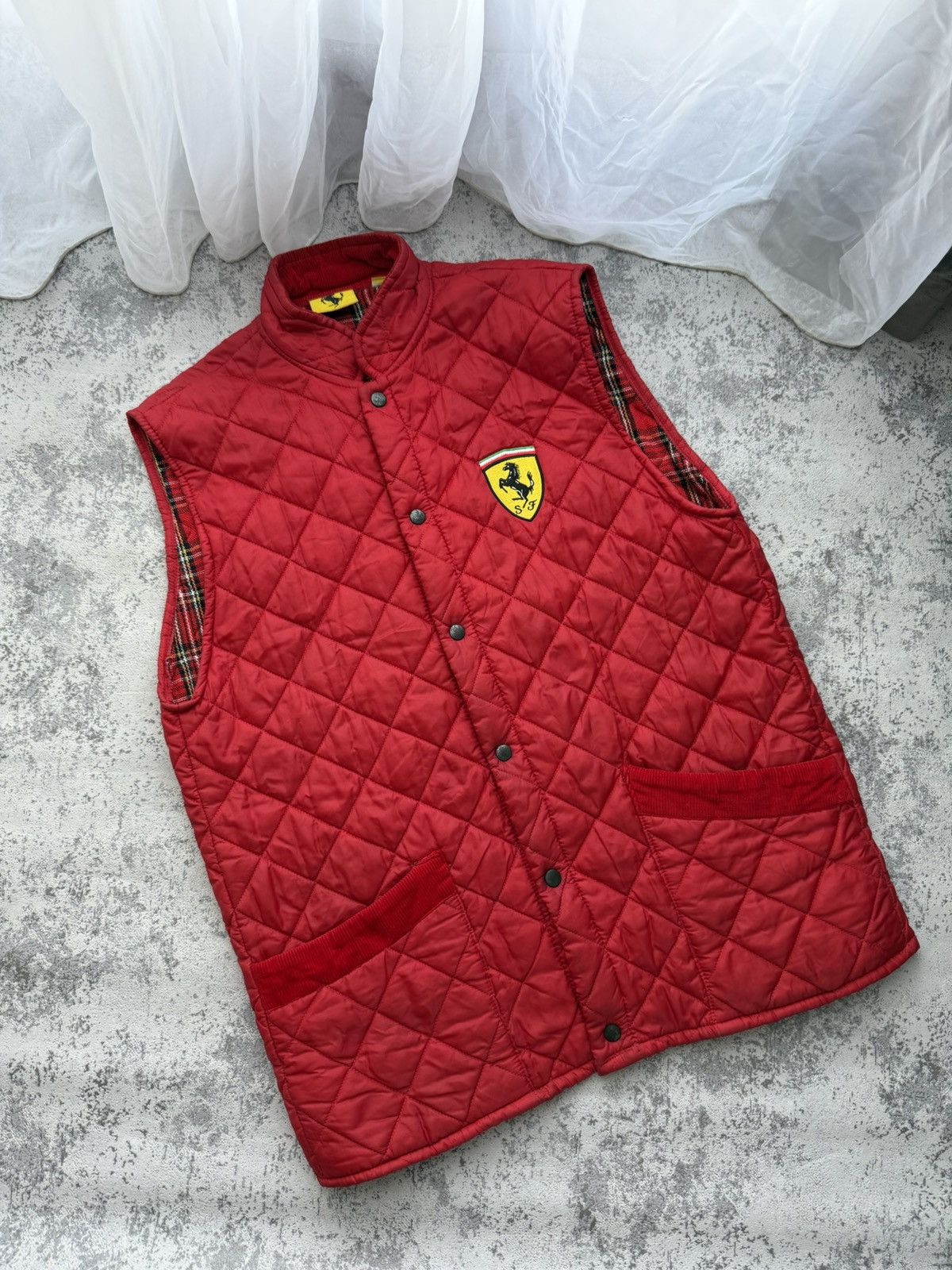 Ferrari Vintage 1996 Ferrari Racing Quilted Vest Jacket Size US XXL / EU 58 / 5 - 1 Thumbnail
