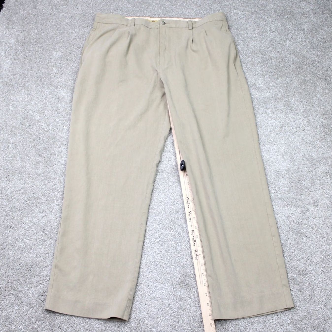 Tommy Bahama Tommy Bahama Pants Mens 36 x 28 Beige Flat Front Silk/Rayon from Bamboo Straight Pants Mens 36 x 28 Beige Flat Front Silk/Rayon from Bamboo Straight Size US 36 / EU 52 - 3 Thumbnail