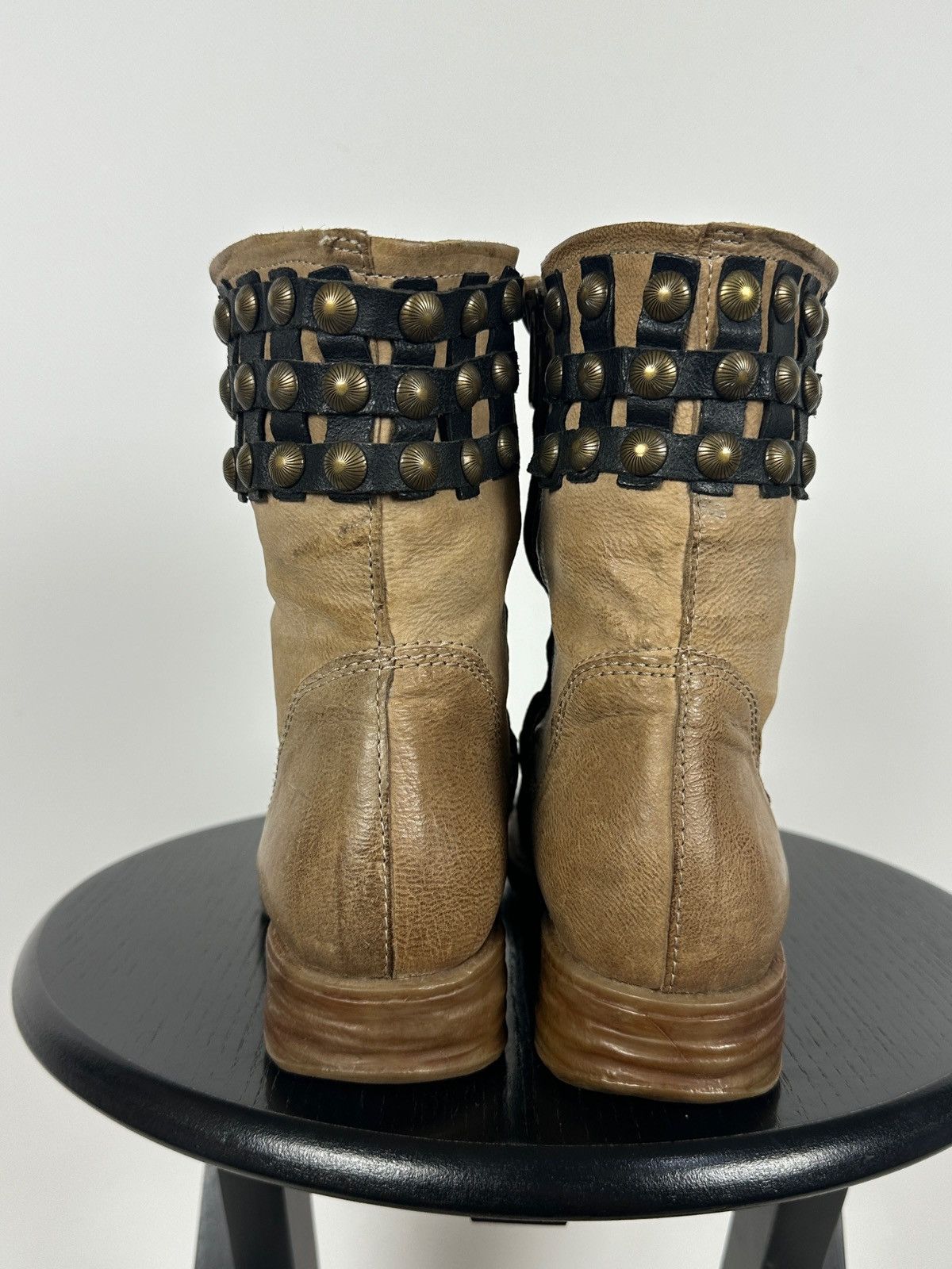 A.S.98 A.S.98. Airstep Beige Leather Studded Biker Ankle Boots Size US 7 / IT 37 - 12 Thumbnail