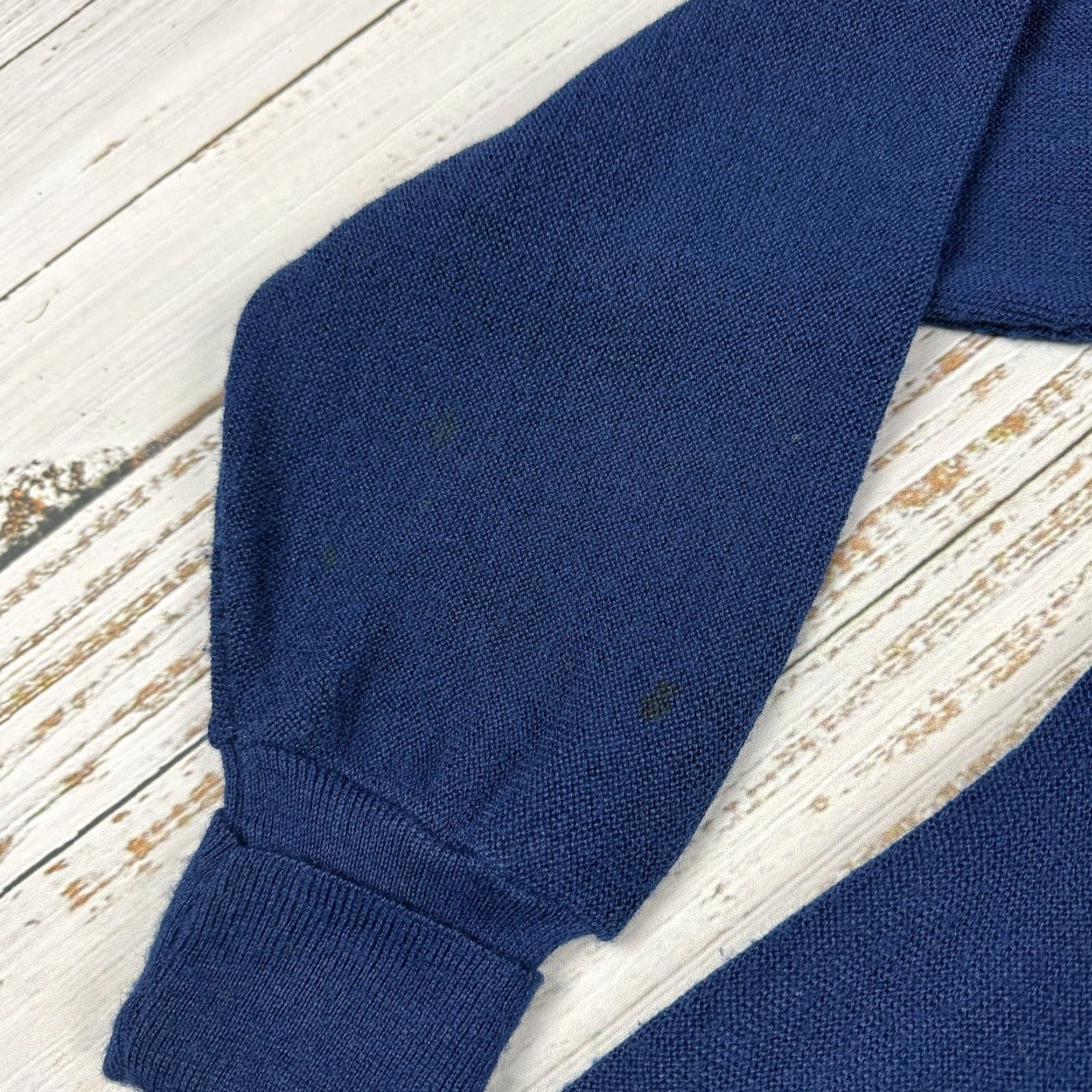 Vintage VINTAGE Thane Orlon Acrylic Cardigan Sweater Mens Essential Long Sleeve V-Neck Blue L 80s Grunge Casual Size US L / EU 52-54 / 3 - 8 Thumbnail