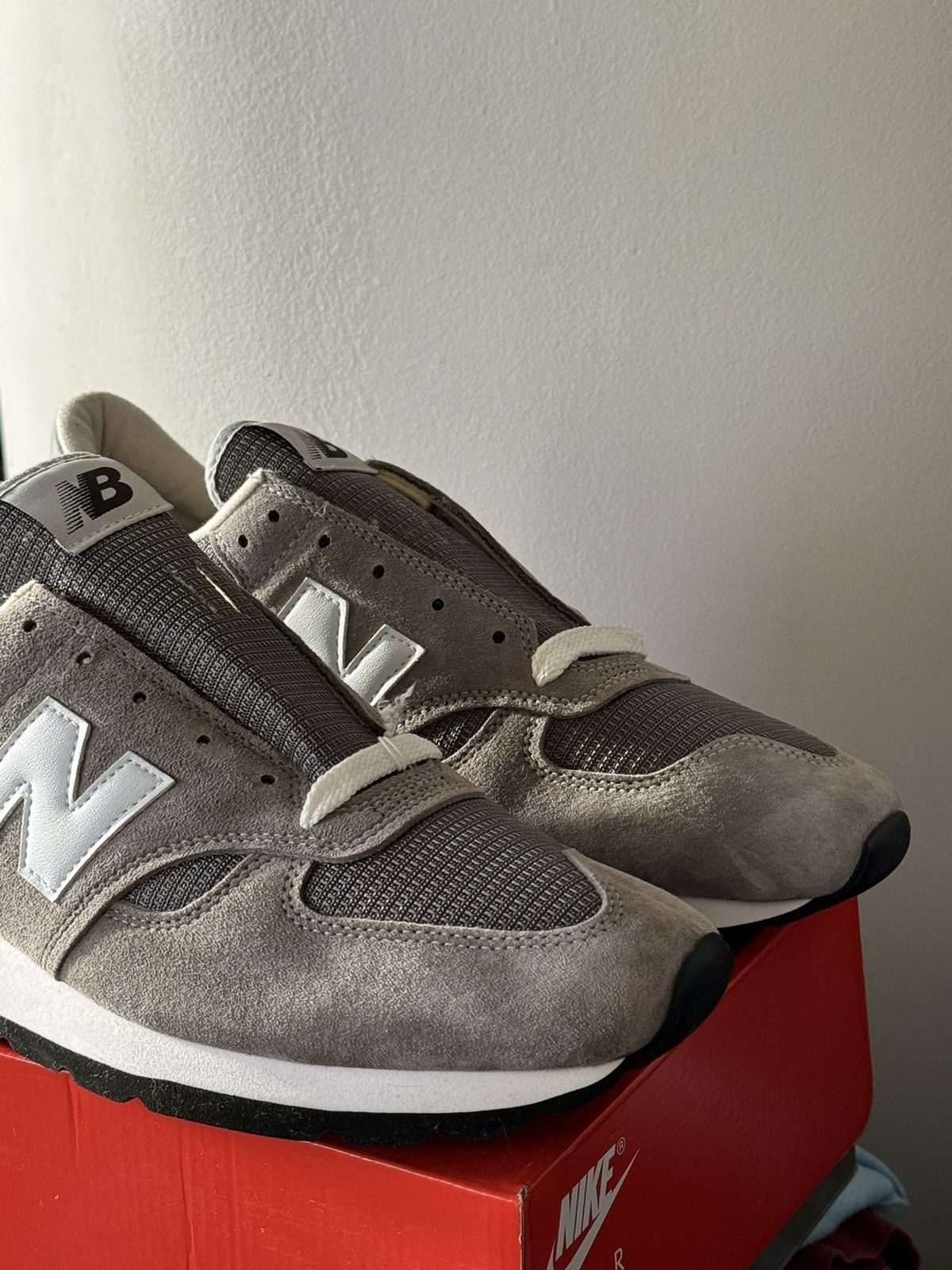 New Balance New balance 990v1 OG grey suede with vibram soles Size US 11.5 / EU 44-45 - 3 Thumbnail