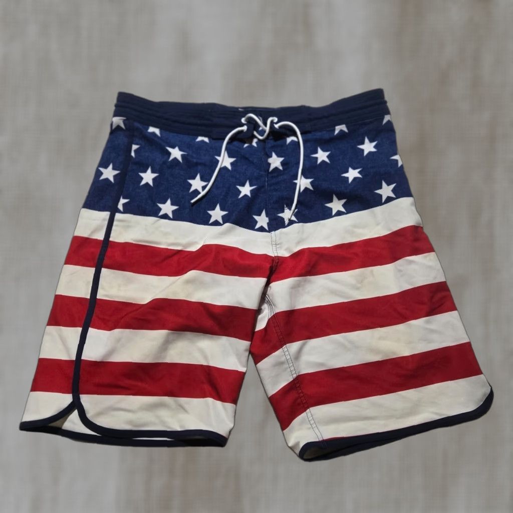 Old Navy Old Navy California Flag Board Shorts Mens Sz 36 Drawstring Swim Trunks Size US 36 / EU 52 - 1 Thumbnail