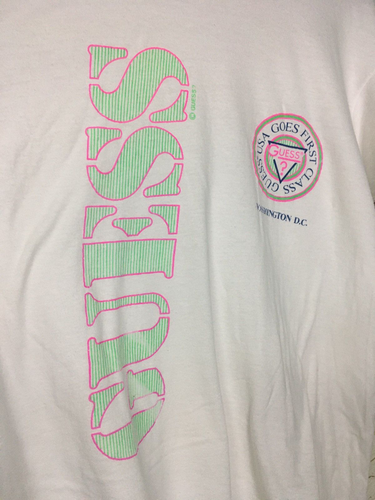 Guess × Vintage Vintage Guess T-Shirt Size US XL / EU 56 / 4 - 3 Thumbnail