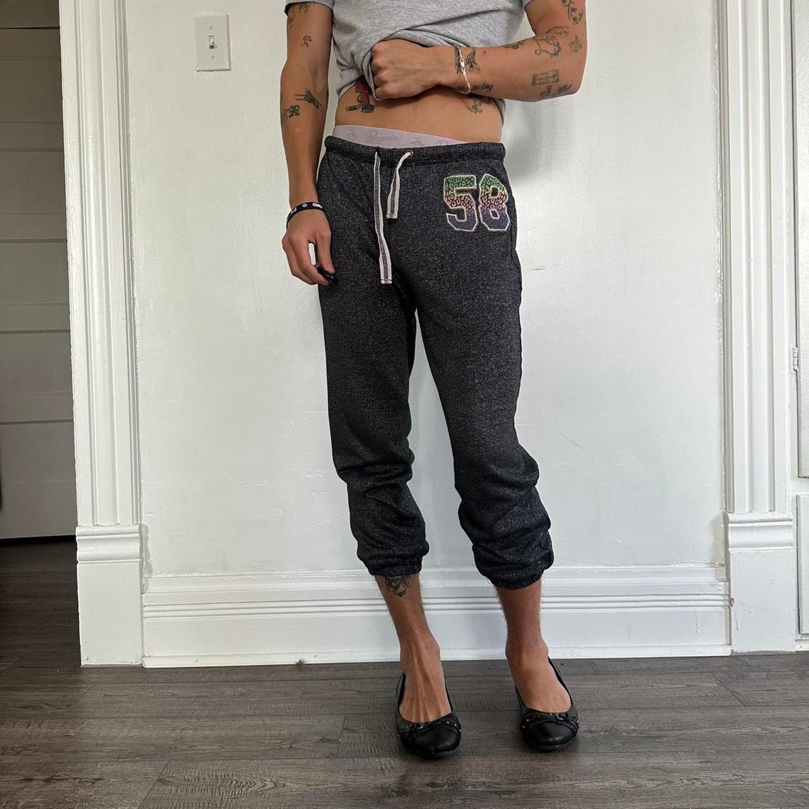 Vintage Cute Vintage Y2K Cheetah Leopard Capris Joggers Sweatpants Size 26" / US 2 / IT 38 - 4 Thumbnail
