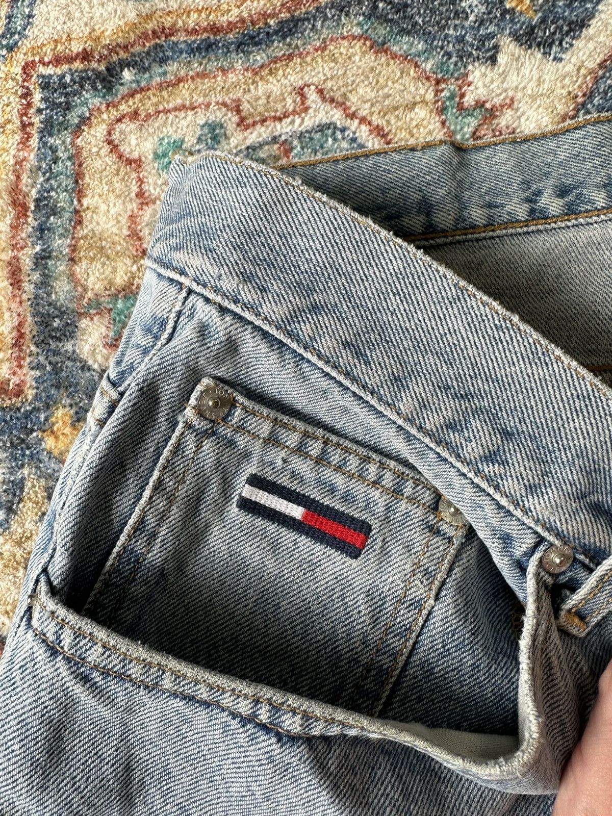 Tommy Hilfiger × Vintage Vintage Tommy Hilfiger Denim Shorts Size 42 Size US 42 / EU 58 - 5 Thumbnail