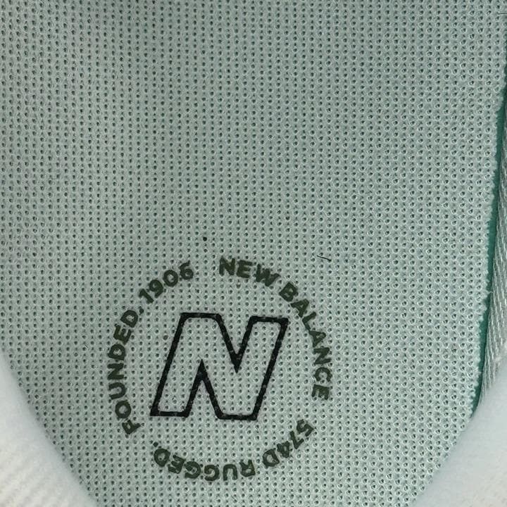 New Balance New Balance 5740 White Sneaker Size 9 Casual Athletic Shoe Size US 6 / EU 39 - 8 Thumbnail