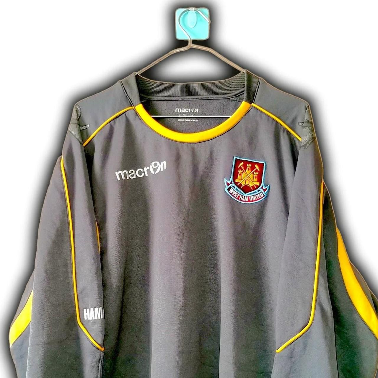 Macron West Ham United 2010 2011 2012 Training Shirt Jersey Macron Size US XL / EU 56 / 4 - 1 Thumbnail
