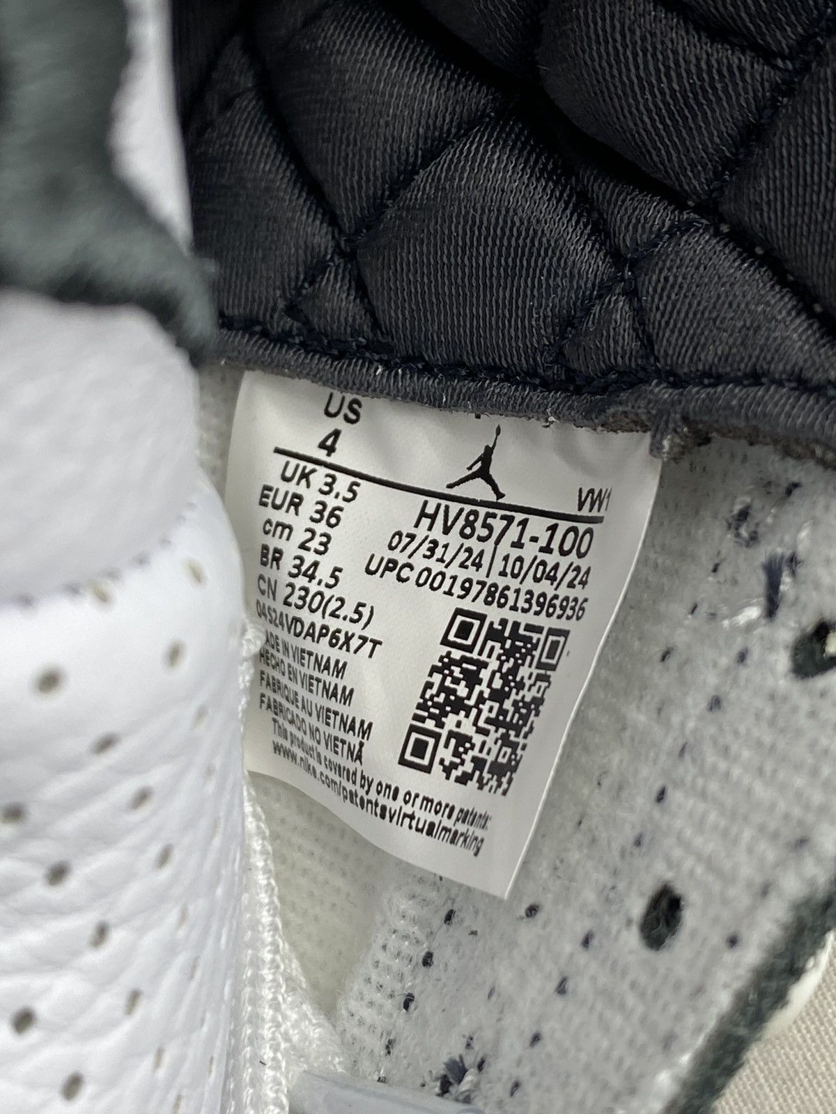 Jordan Brand Jordan 3 Retro OG SP A Ma Maniere For The Love Diffused Blue Size US 4 / IT 34 - 15 Thumbnail