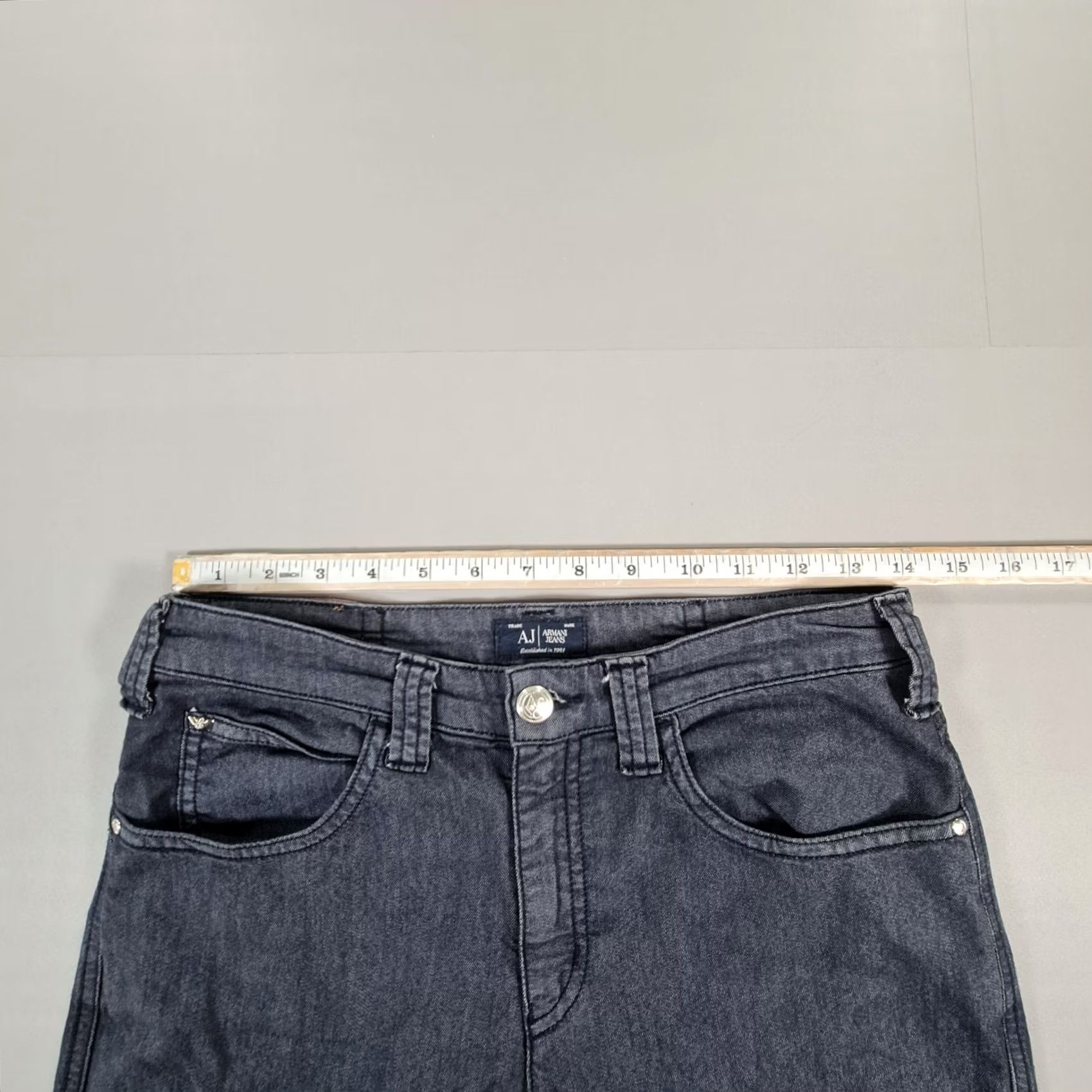 Vintage Armani Jeans Jeans Blue W28 L34 Regular Fit Straight Leg Mid Rise Denim Womens Jeans Size 28" / US 6 / IT 42 - 7 Thumbnail