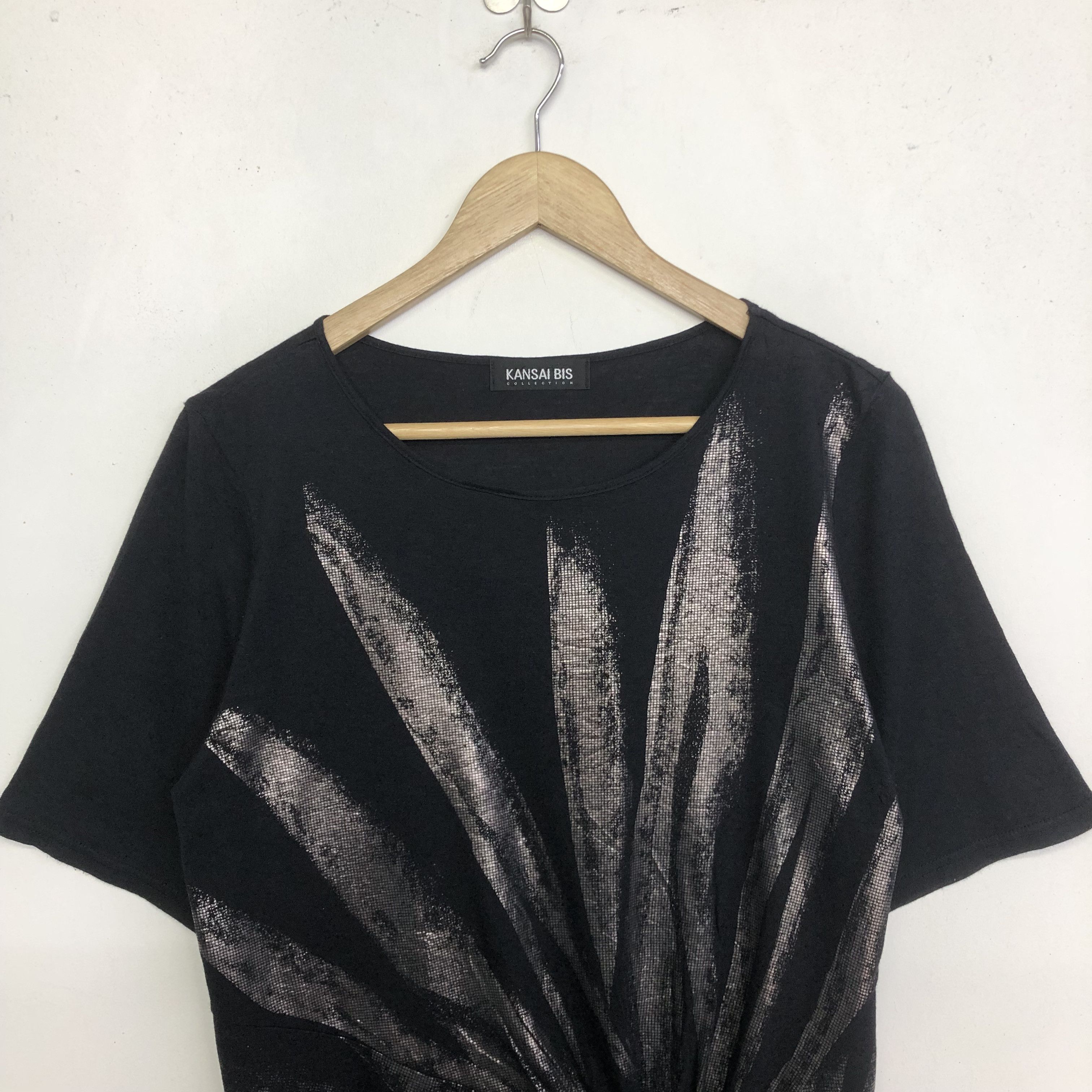 Kansai Yamamoto KANSAI BIS COLLECTION UNIQUE DESIGN TSHIRT Size M / US 6-8 / IT 42-44 - 2 Thumbnail
