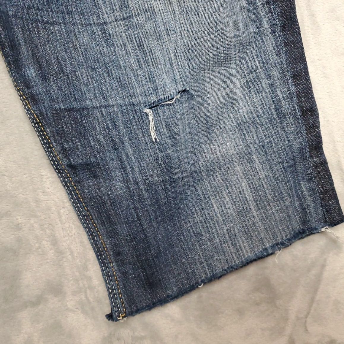 Vintage Maurices Jeans Shorts Womens 8 Cutoff Jorts Denim Low Rise Thick Stitch 5-Pocket Belt Loops Blue Denim Casual Modern American USA Womens 8(Maurices) Size 30" / US 8 / IT 44 - 2 Thumbnail