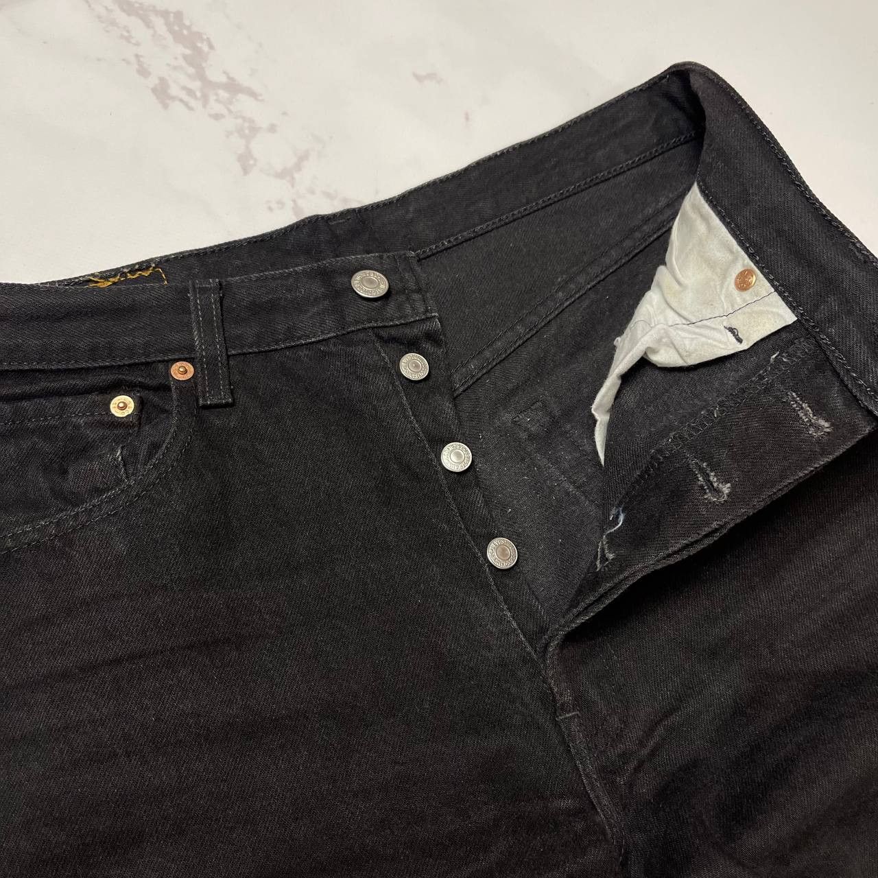 Levi's LEVIS 501 VINTAGE Y2K BLACK DENIM JEANS STREETWEAR STYLE Size US 33 - 12 Thumbnail