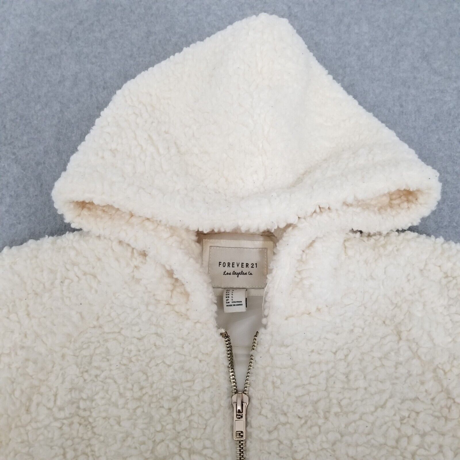 Forever 21 Forever 21 Jacket Womens Large Sherpa Hooded Full Zip Size L / US 10 / IT 46 - 3 Thumbnail