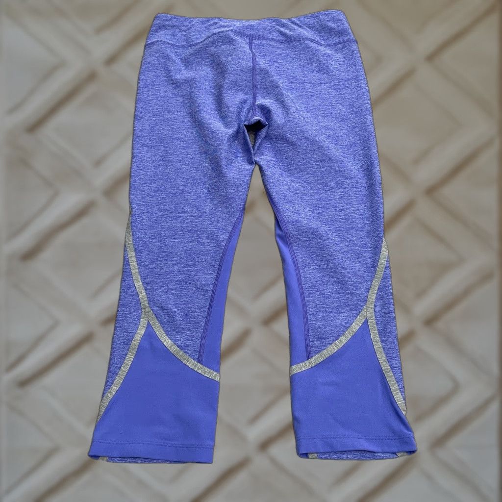 The North Face The North Face Active Dynamix Cropped Leggings Womens Medium Blue Yoga Gym 28x21 Size 32" / US 10 / IT 46 - 1 Thumbnail
