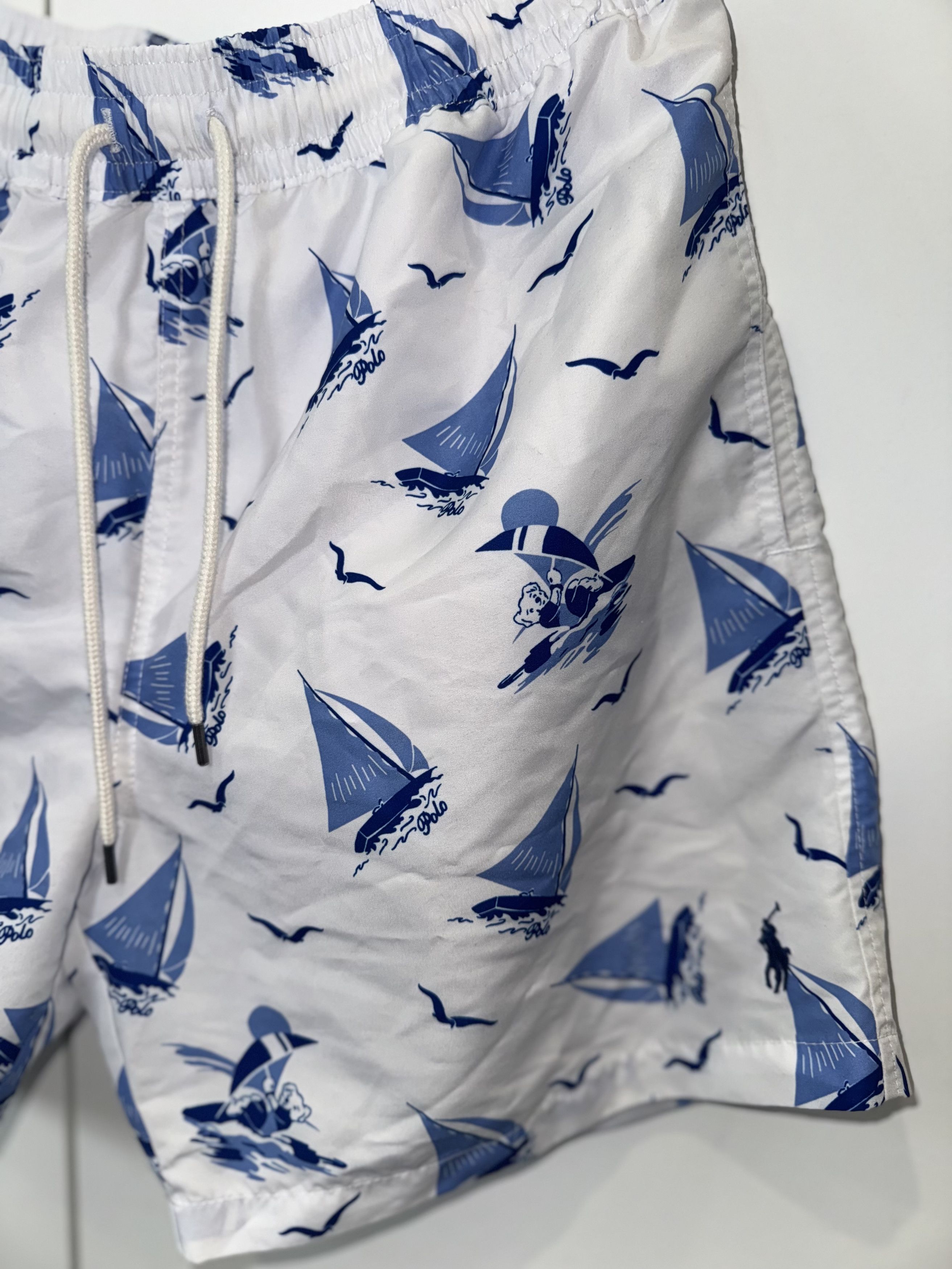 Polo Ralph Lauren Polo Ralph Lauren White Blue Sailboat Swim Trunks Size US 30 / EU 46 - 3 Thumbnail