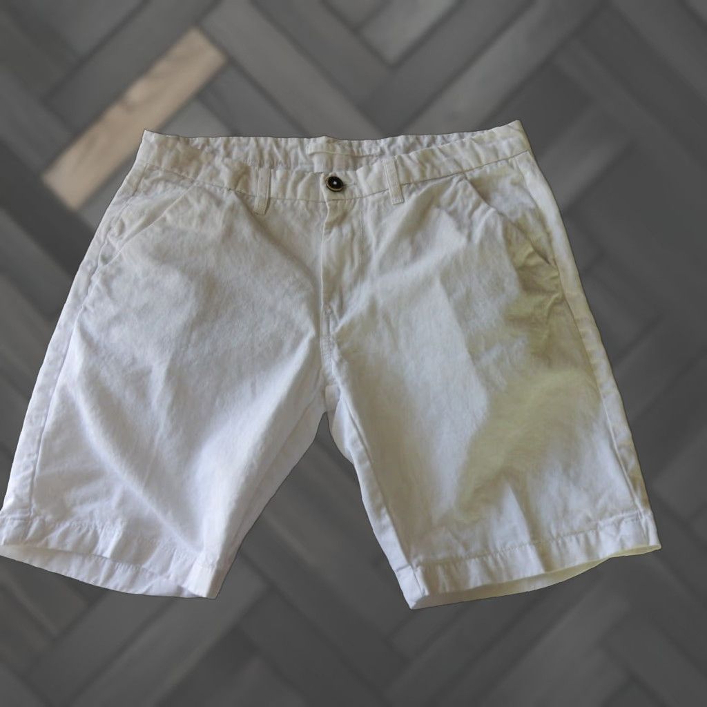 Sean John VINTAGE Dan John Men's Shorts Chino Size 33 White 9" Inseam Size US 33 - 1 Thumbnail