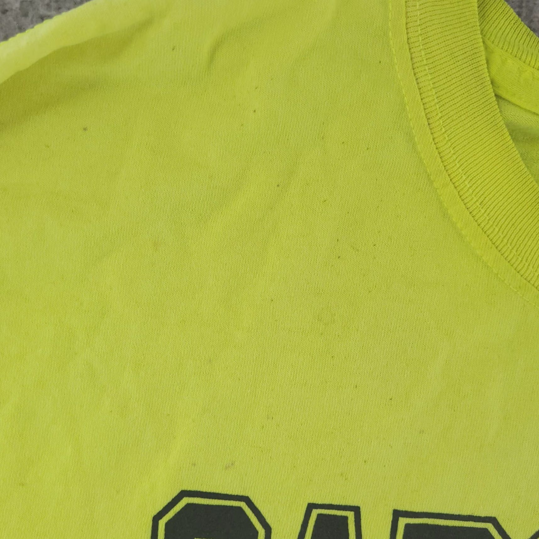Gildan Gildan Shirt Mens 2XL Green Yellow UNC Tarheels Hunting Distressed Long Sleeve Crew Neck T-Shirt Mens Size US XXL / EU 58 / 5 - 5 Thumbnail