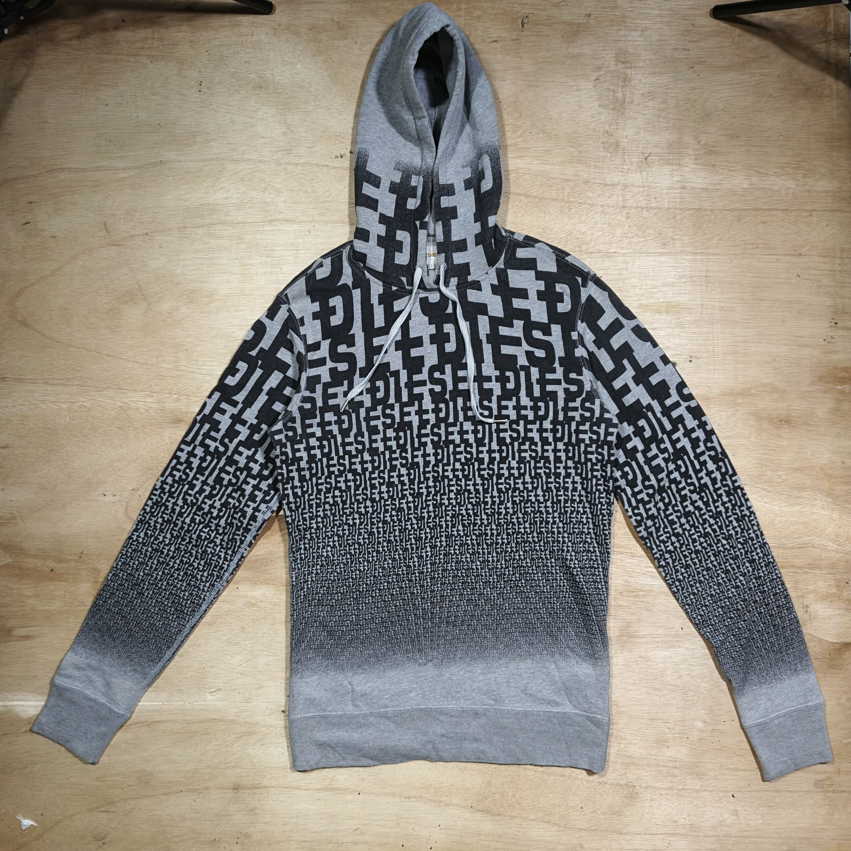 Diesel Diesel Monogram Logo AOP Size US S / EU 44-46 / 1 - 1 Thumbnail