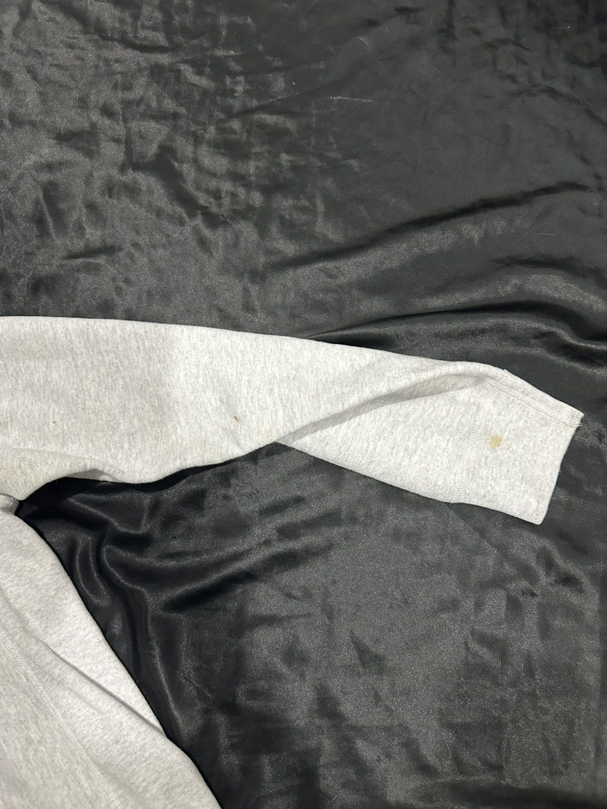 Supreme Supreme Ash Grey Channel Logo Hoodie 2018 Ltd Ed SS18 Size US M / EU 48-50 / 2 - 7 Thumbnail