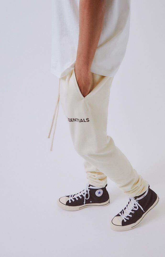 Essentials 2018 OG Fear Of God Essentials Cream Sweatpants Size US 34 / EU 50 - 3 Thumbnail