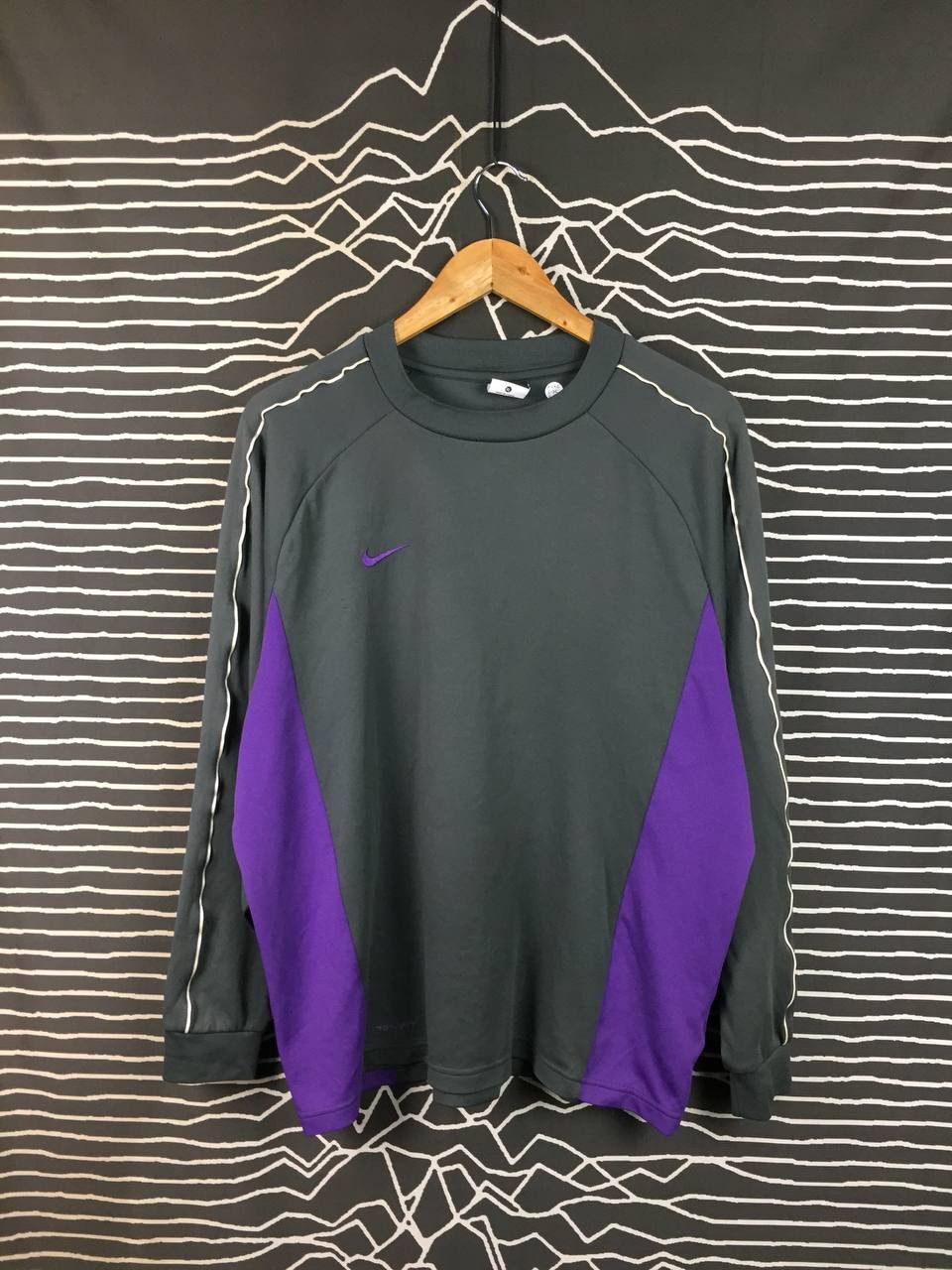 Nike Nike Center Swoosh Dri-FIT Paneled Training Jersey Size US XL / EU 56 / 4 - 2 Thumbnail