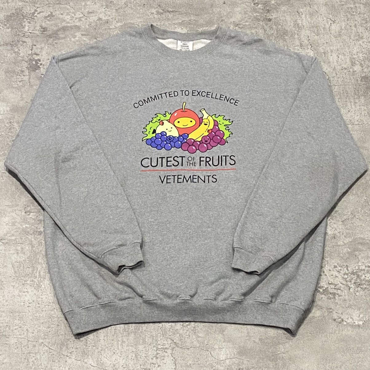 Vetements Vetements Cutest Of The Fruits Crewneck Size US M / EU 48-50 / 2 - 1 Thumbnail