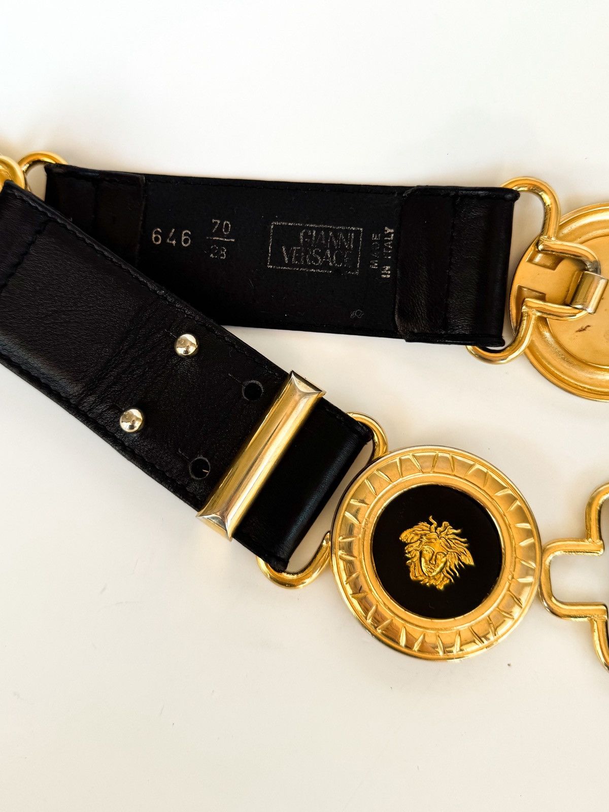 Versace Gianni Versace black leather belt Medusa head 4 buckles Size ONE SIZE - 7 Thumbnail