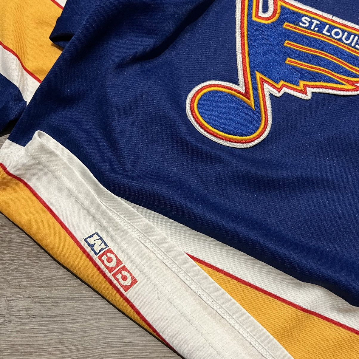 Vintage Vintage St. Louis blue Brett hull hockey jersey Size US M / EU 48-50 / 2 - 11 Thumbnail