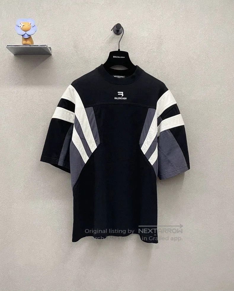 Balenciaga Balenciaga Black Short Sleeve Shirt. Size US XL / EU 56 / 4 - 1 Thumbnail