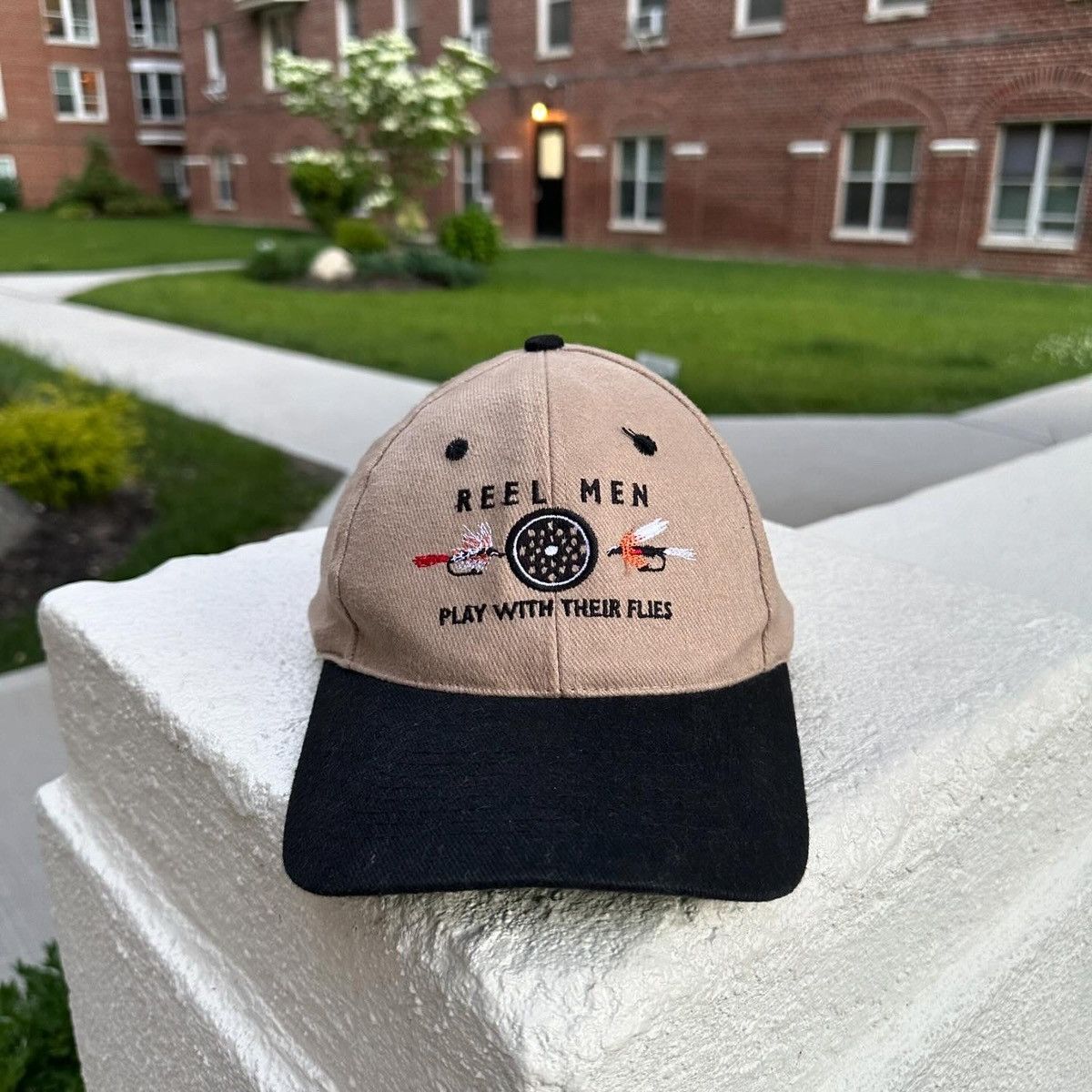 Vintage Vintage Funny Fly Fishing Snapback Hat Size ONE SIZE - 1 Thumbnail