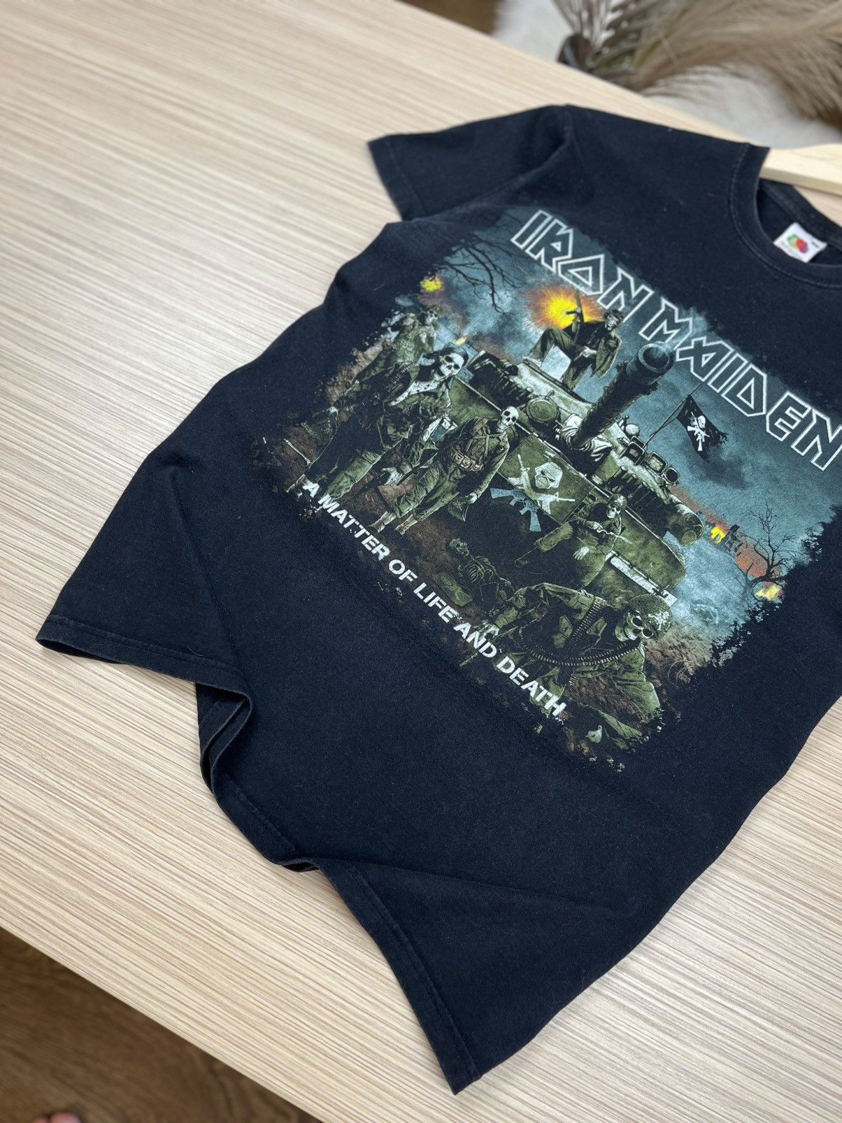 Band Tees Y2K Iron Maiden Grunge Skeleton War Black Large Tee Size US S / EU 44-46 / 1 - 5 Thumbnail