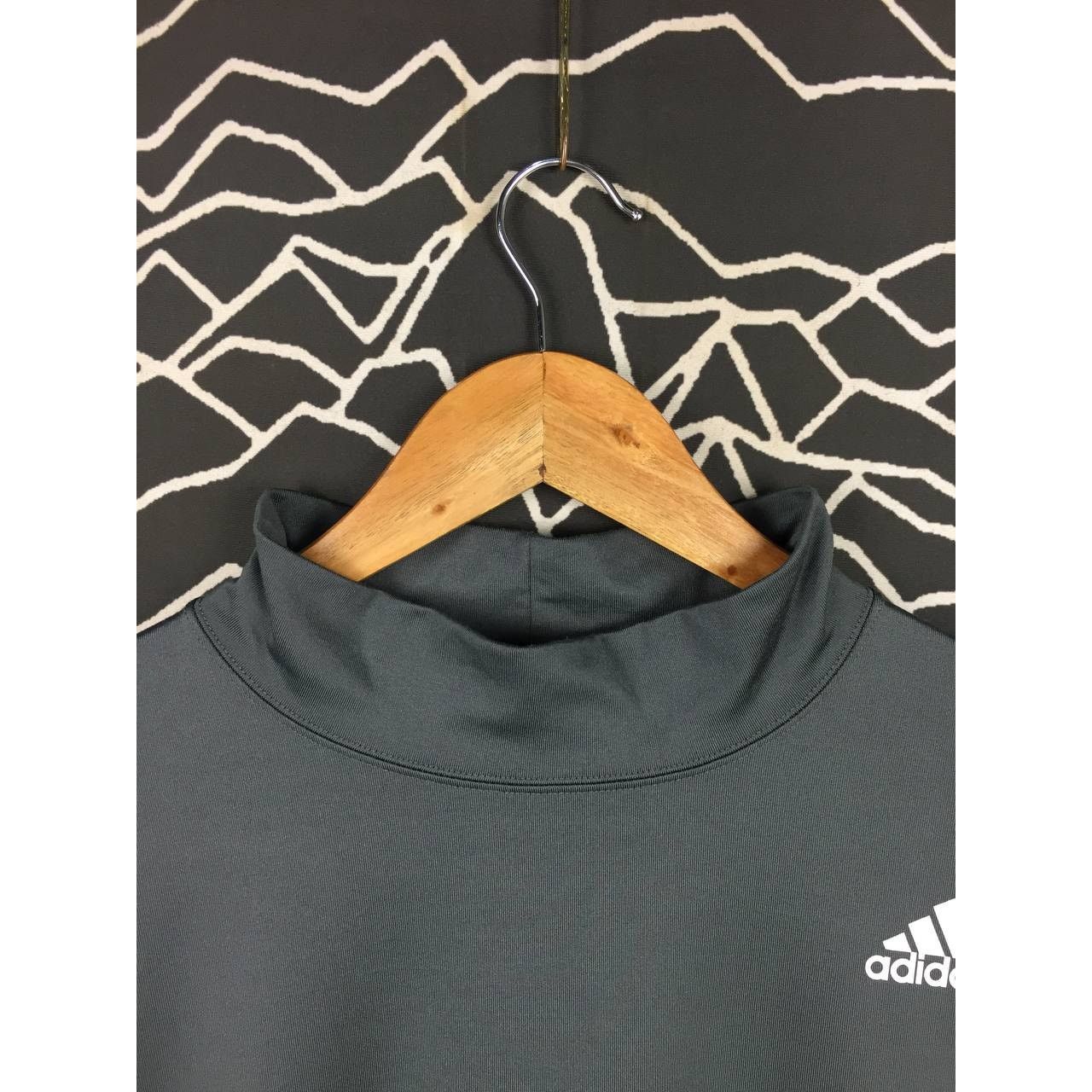 Adidas Adidas Small Logo Turtleneck Long Sleeve Activewear Tee Size US M / EU 48-50 / 2 - 4 Thumbnail