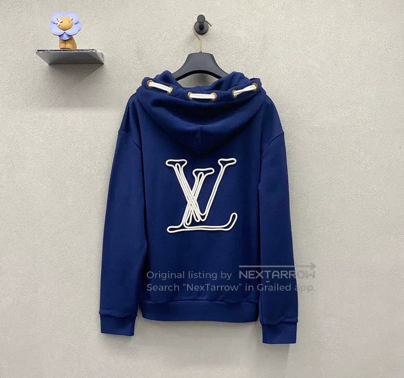 Louis Vuitton Louis Vuitton Navy embroidered hooded sweatshirt Size US XS / EU 42 / 0 - 3 Thumbnail