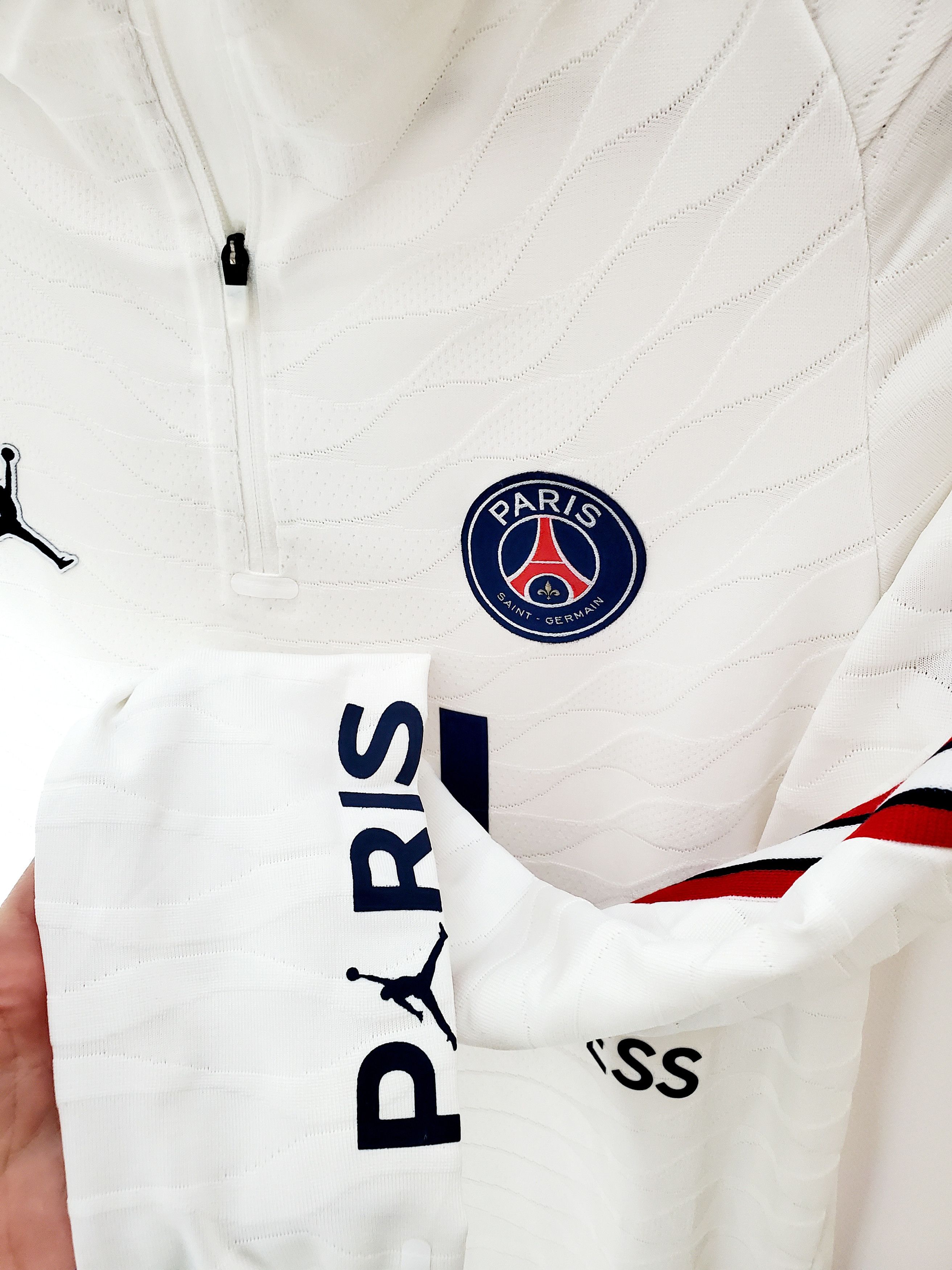 Jordan Brand PARIS SAINT GERMAIN 2021 2022 TRAINING TOP PLAYER ISSUE S Size US S / EU 44-46 / 1 - 2 Thumbnail