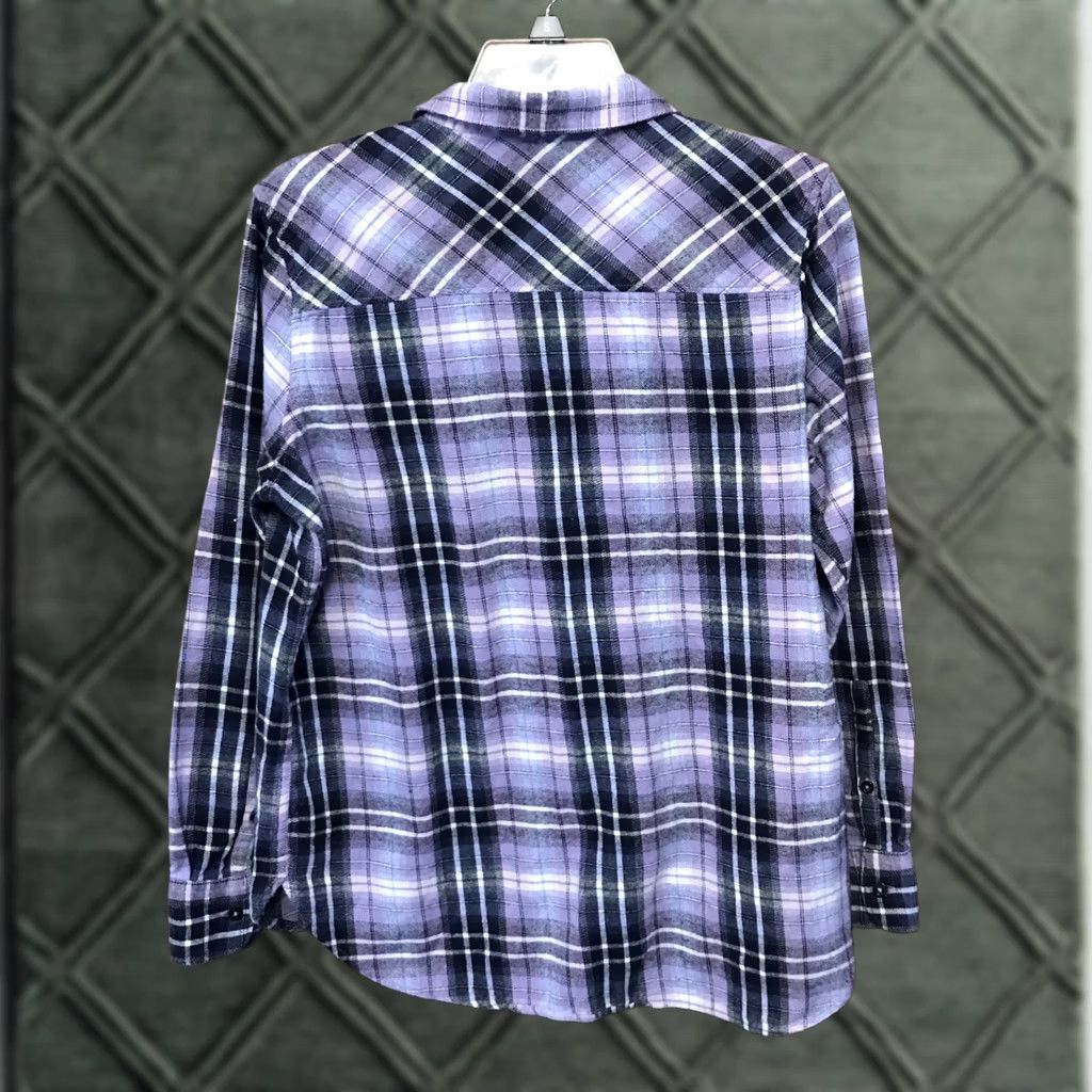 Vintage Woolrich Shirt Cotton LARGE Plaid purple black Flannel Button Down L/S Sz 1237 Women Size L / US 10 / IT 46 - 1 Thumbnail