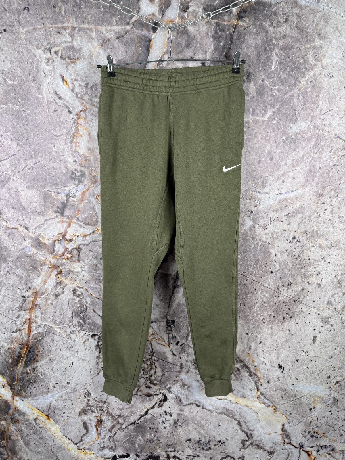 Nike Nike Olive Green Essential Joggers Sweatpants Classic Fit Size US 30 / EU 46 - 1 Thumbnail