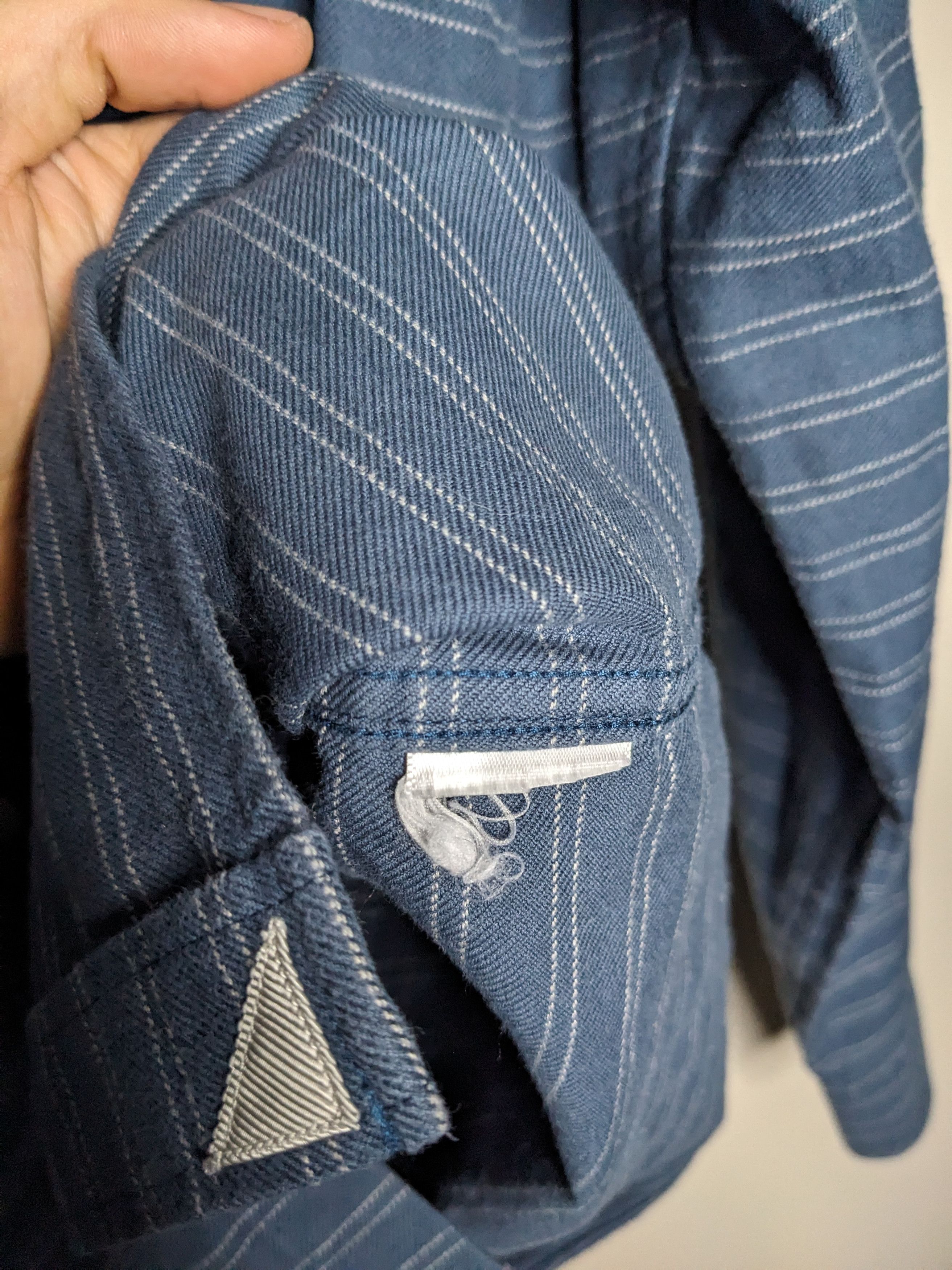 UNTUCKit UNTUCKit Brushed Cotton Striped Shirt Size Large Button Up Size US L / EU 52-54 / 3 - 9 Thumbnail