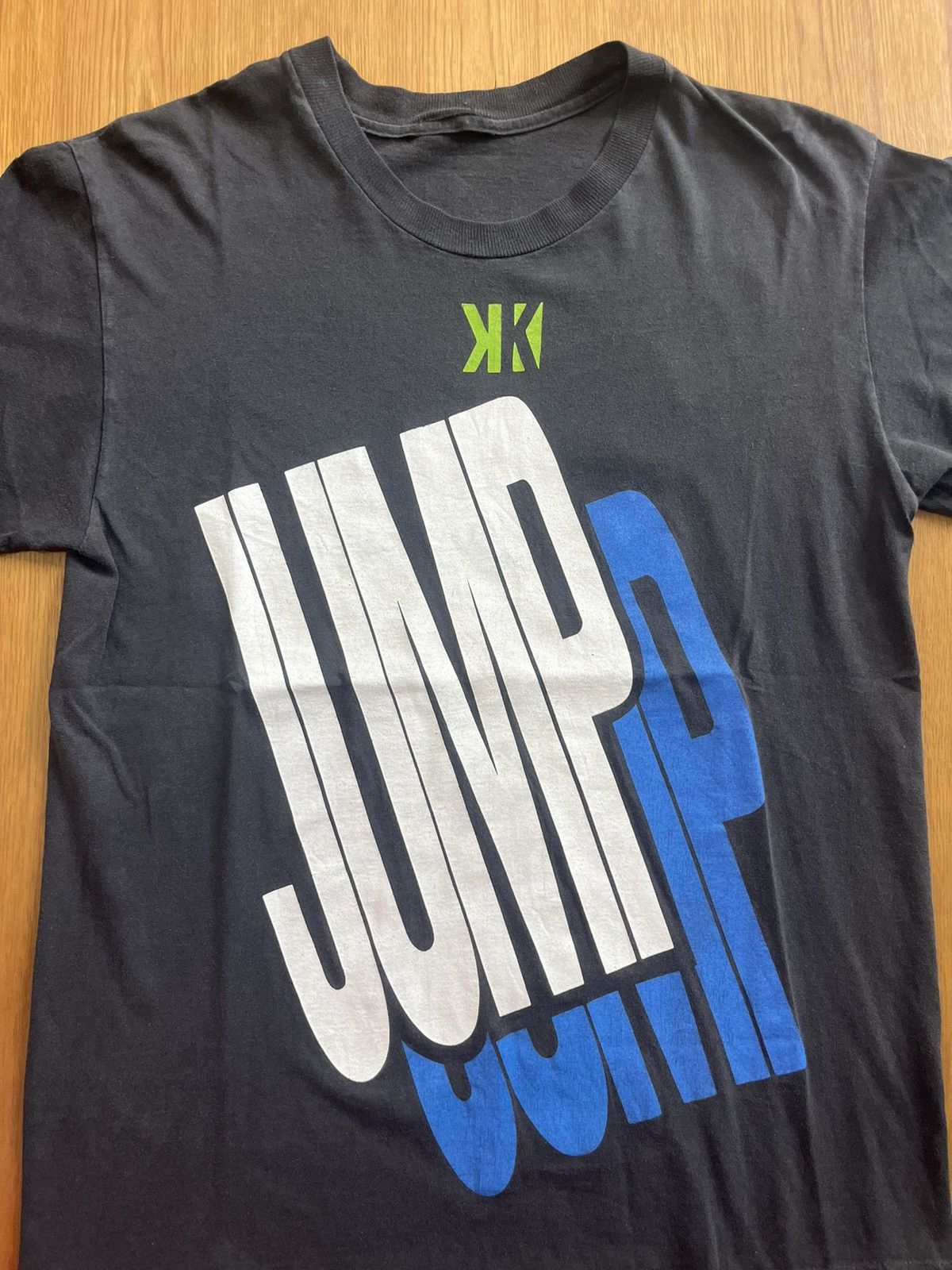 Band Tees Vintage Kris Kross Jump Jump 1992’s Rap Tshirt Size US S / EU 44-46 / 1 - 6 Thumbnail
