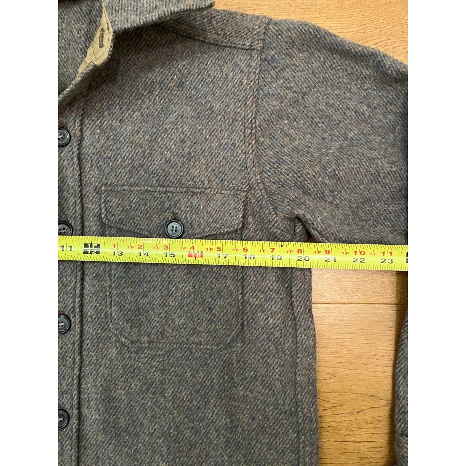 Woolrich Woolen Mills Woolrich Woolen Mills Gray Brown Herringbone Shirt M Size US M / EU 48-50 / 2 - 5 Thumbnail