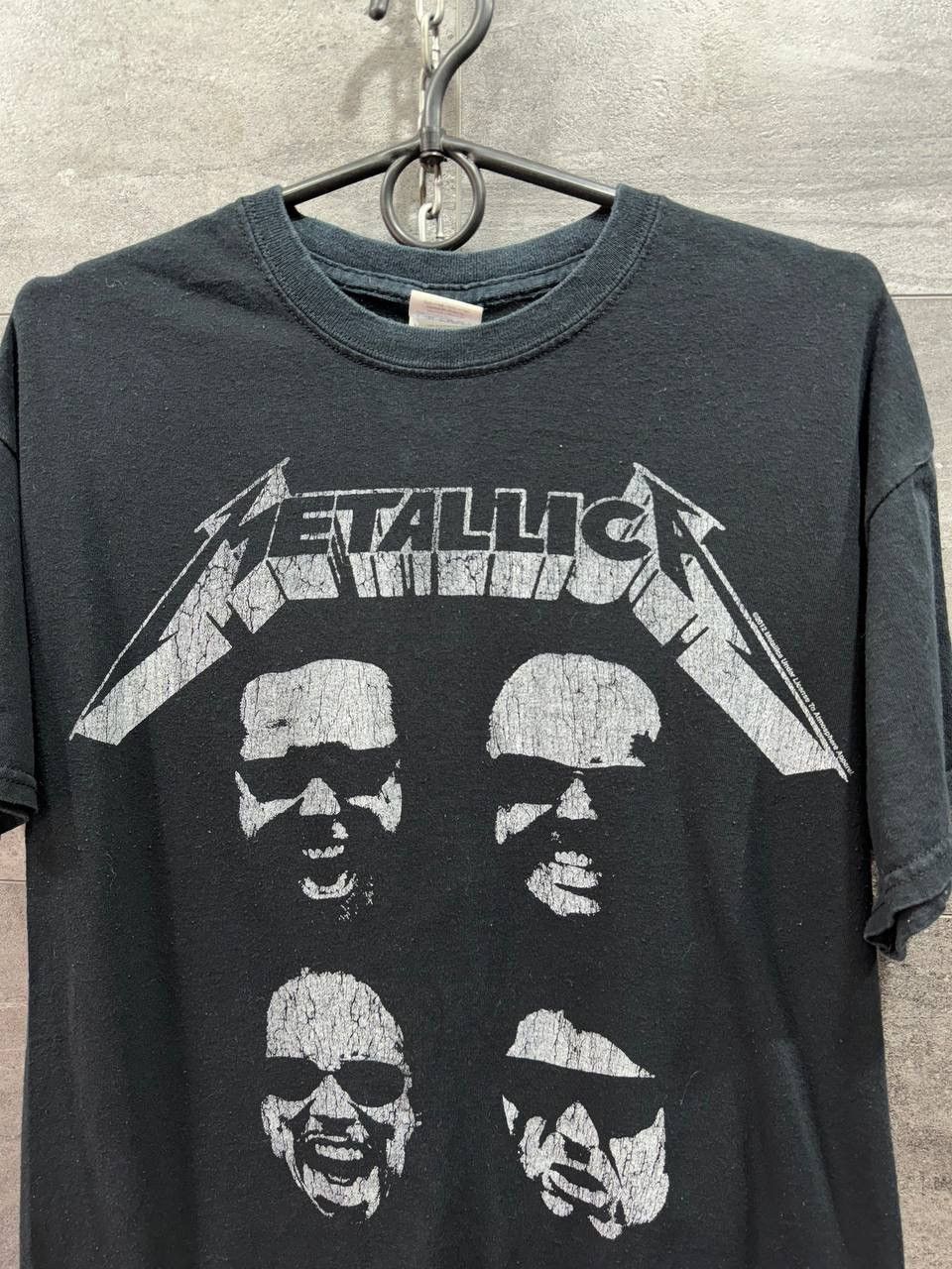 Band Tees Vintage 2012 Metallica black silhouette faces t-shirt Size US M / EU 48-50 / 2 - 2 Thumbnail