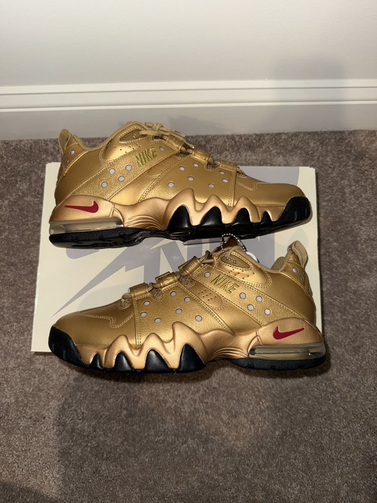 Nike × Supreme Supreme/Nike SB Air Max 2 CB '94 Low 'Metallic Gold' Size 8 Size US 8 / EU 41 - 7 Thumbnail