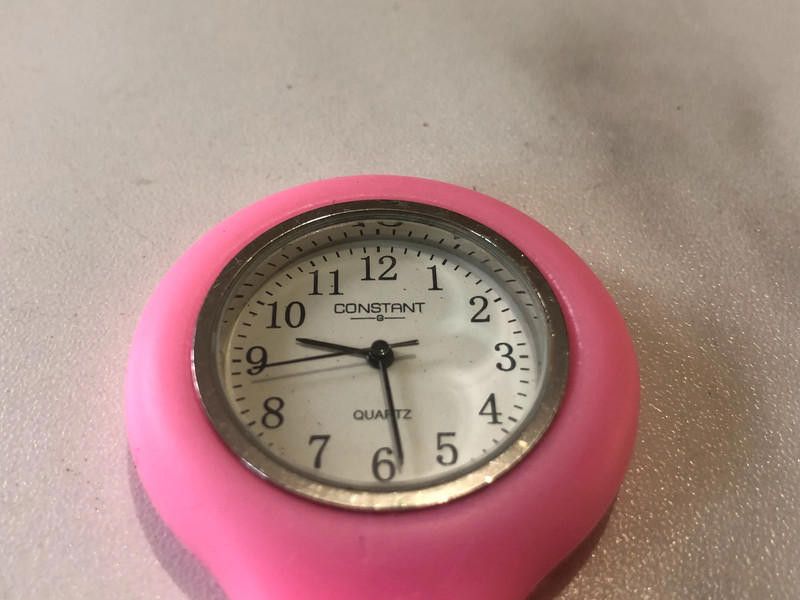 Designer Constant pink watch Size ONE SIZE - 3 Thumbnail