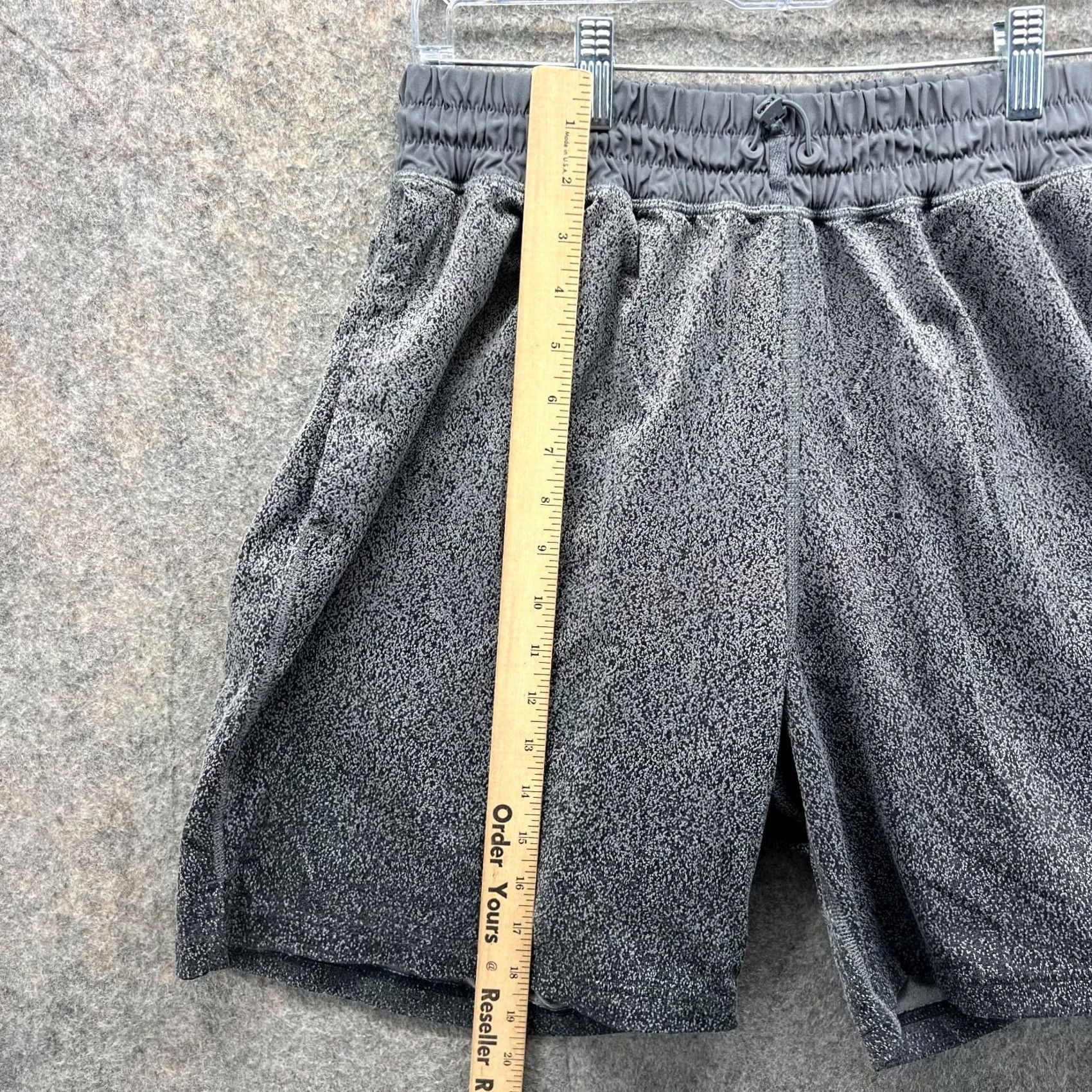 Adidas Adidas Shorts Mens M Gray Athletic Reigning Champ Basketball Lined CE2458 Casual Sportswear Shorts Regular Fit Mid Gray Mens Size US 31 - 4 Thumbnail