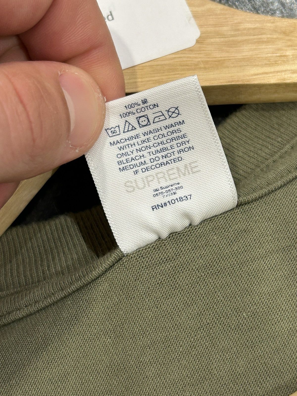 Supreme Supreme America Eats Its Kids Tee Size US M / EU 48-50 / 2 - 4 Thumbnail