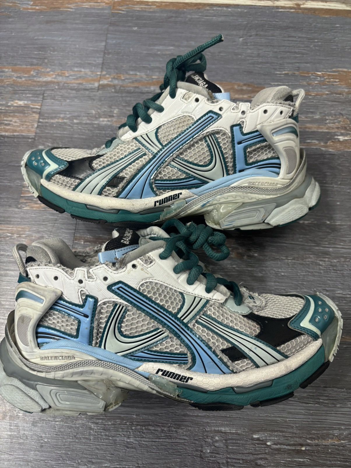 Balenciaga Balenciaga Runner Teal Blue Size US 9 / EU 42 - 2 Thumbnail